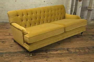 JVmoebel Chesterfield-Sofa Sofa 3 Sitzer Couch design Chesterfield Sitz Leder Textil Polster Neu, Die Rückenlehne mit Knöpfen.