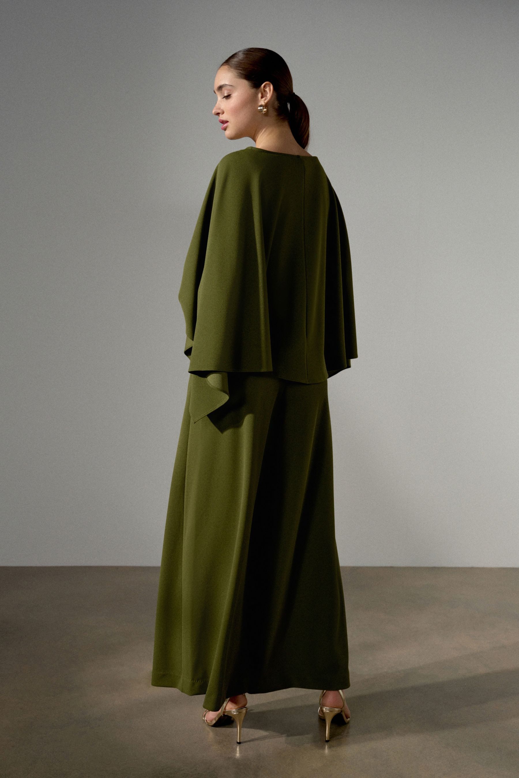 Next Jumpsuit Festlicher Cape-Jumpsuit aus Jersey (2-tlg) – Bild 2 von 5