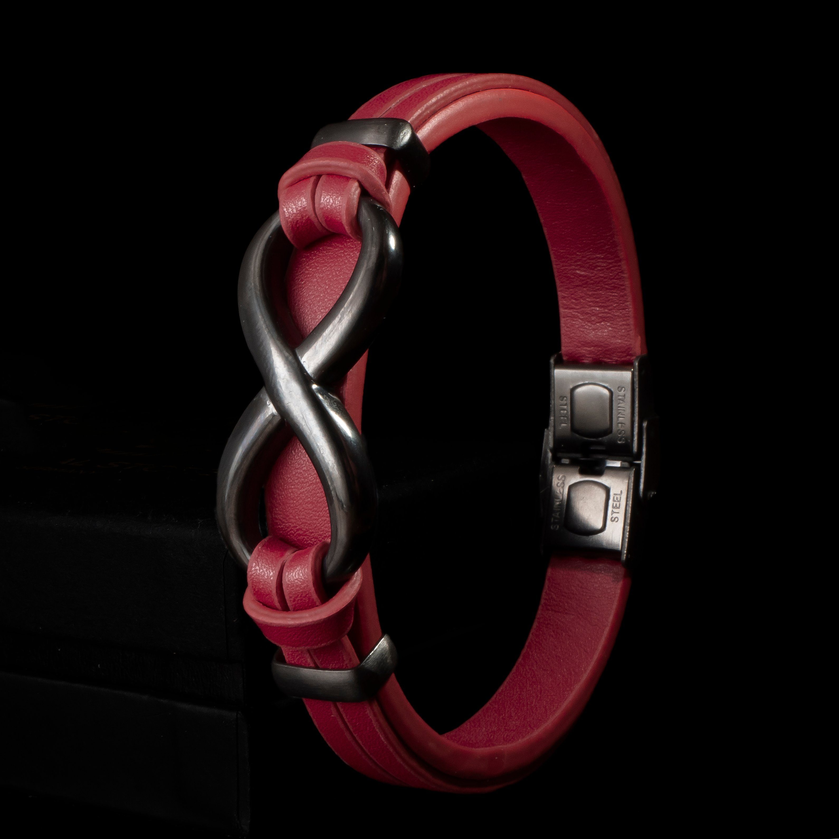 UNIQAL.de Lederarmband Unendlichkeit Leder Germany Handgefertigt), "INFINITY" Red in Armband Designed Style, (Edelstahl, Echtleder, Herren Casual