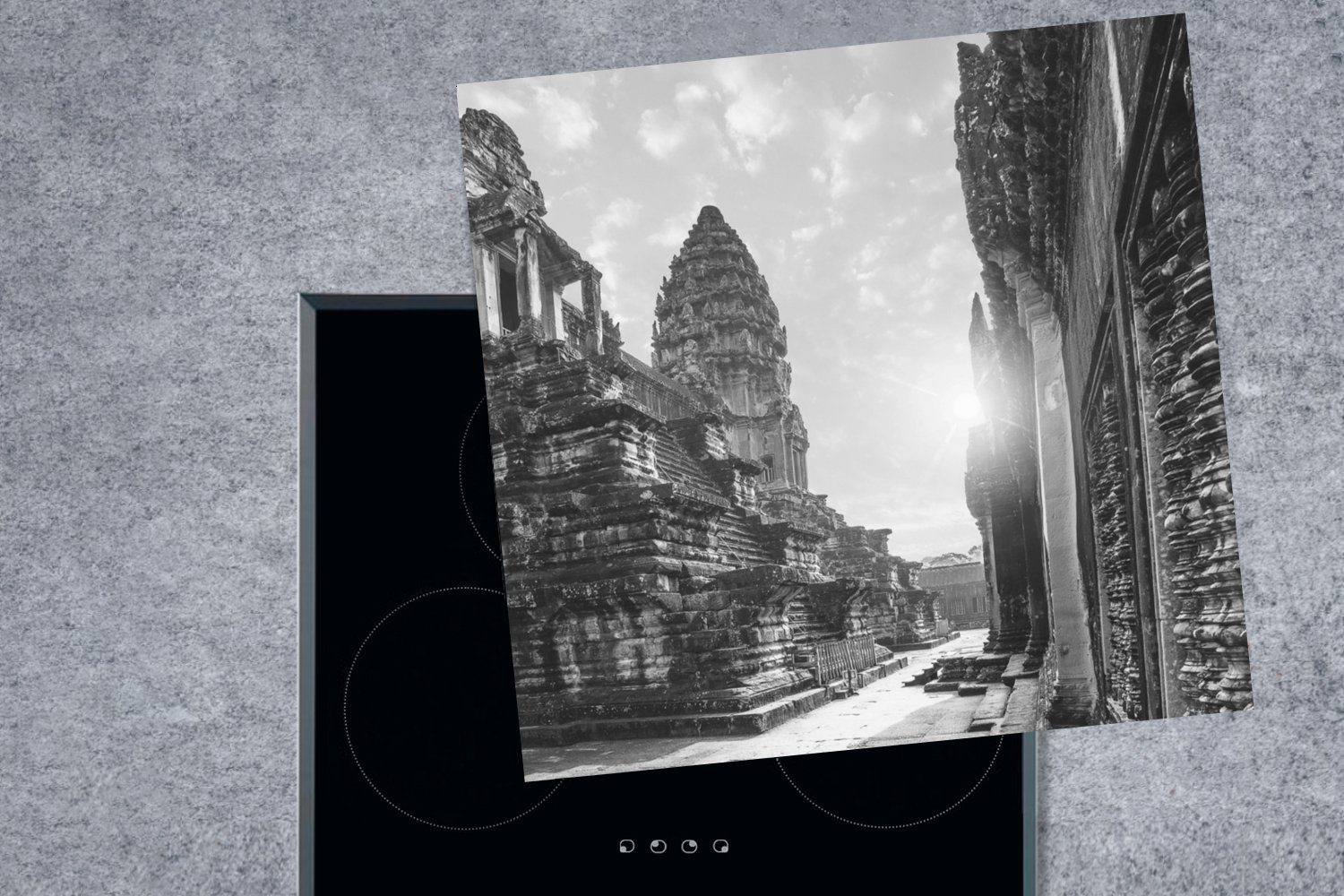 für in Vinyl, Arbeitsplatte in MuchoWow tlg), 78x78 cm, Ceranfeldabdeckung, schwarz-weiß, küche Angkor (1 Sonnenuntergang Wat Herdblende-/Abdeckplatte
