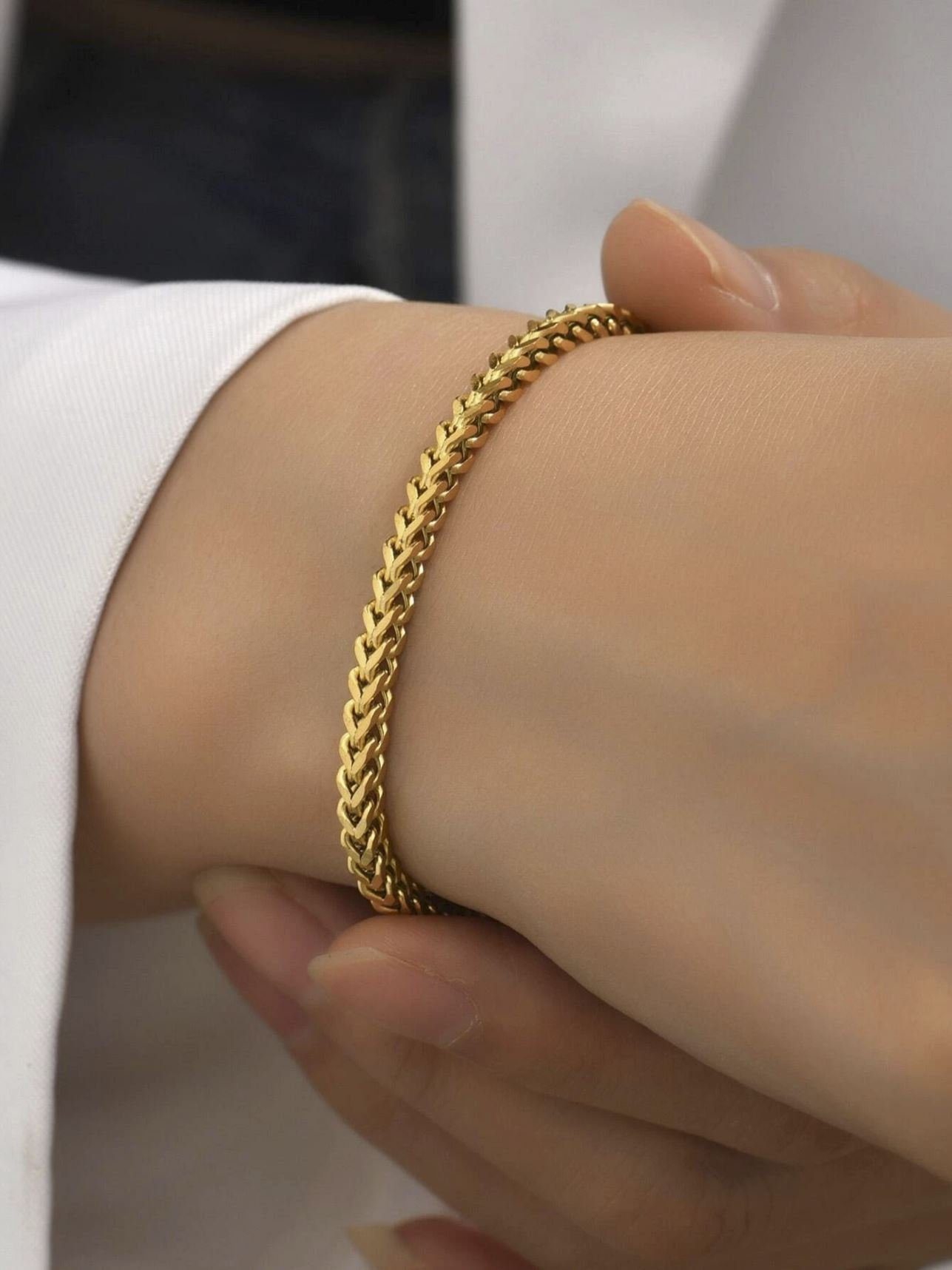 GOLDKLEIN Goldarmband Armkette Schmuck vergoldeter Edelstahl verstellbar, Angebot - inkl. Schmuckbox