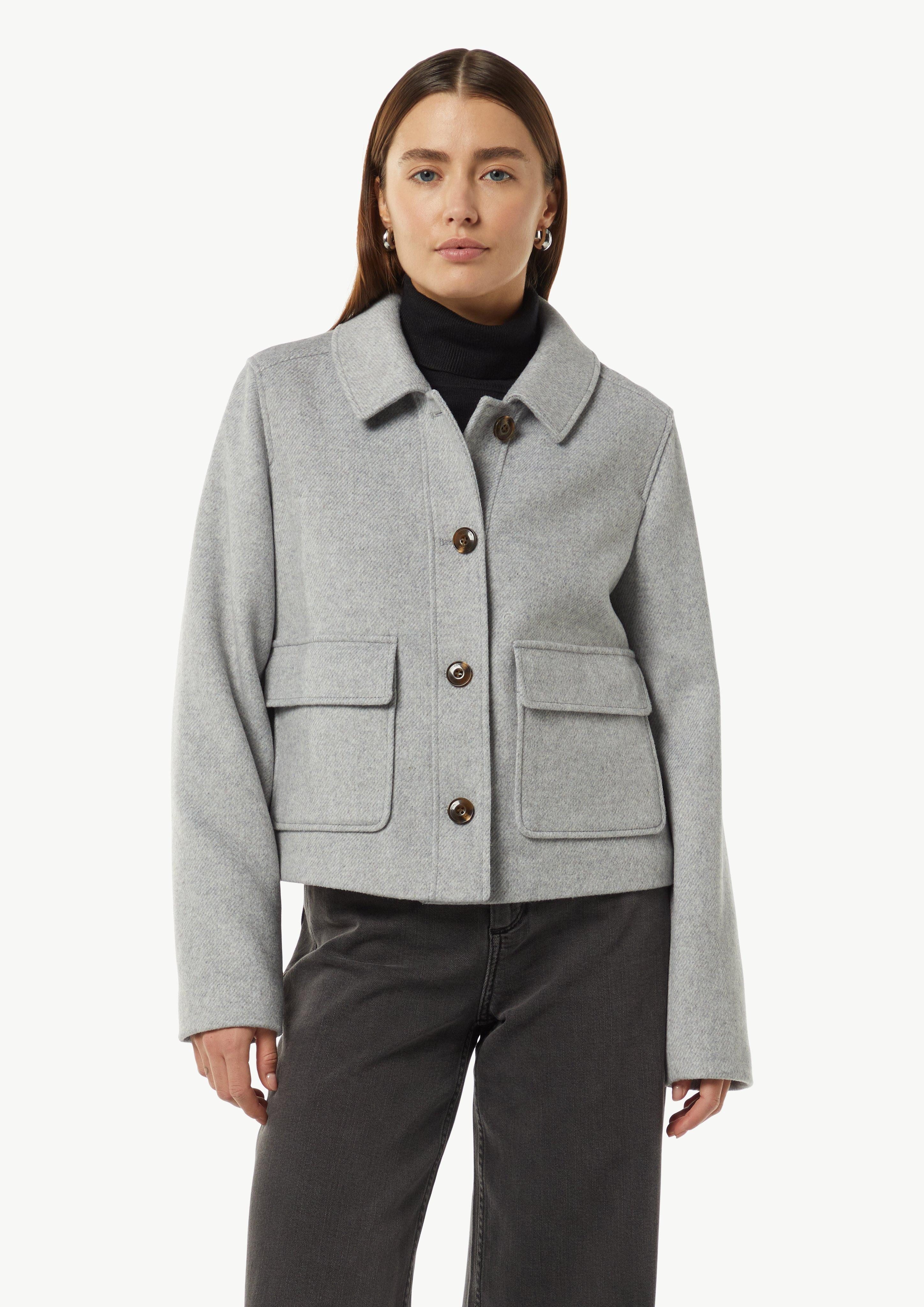 Blusenblazer Kurze Jacke im Wollmix