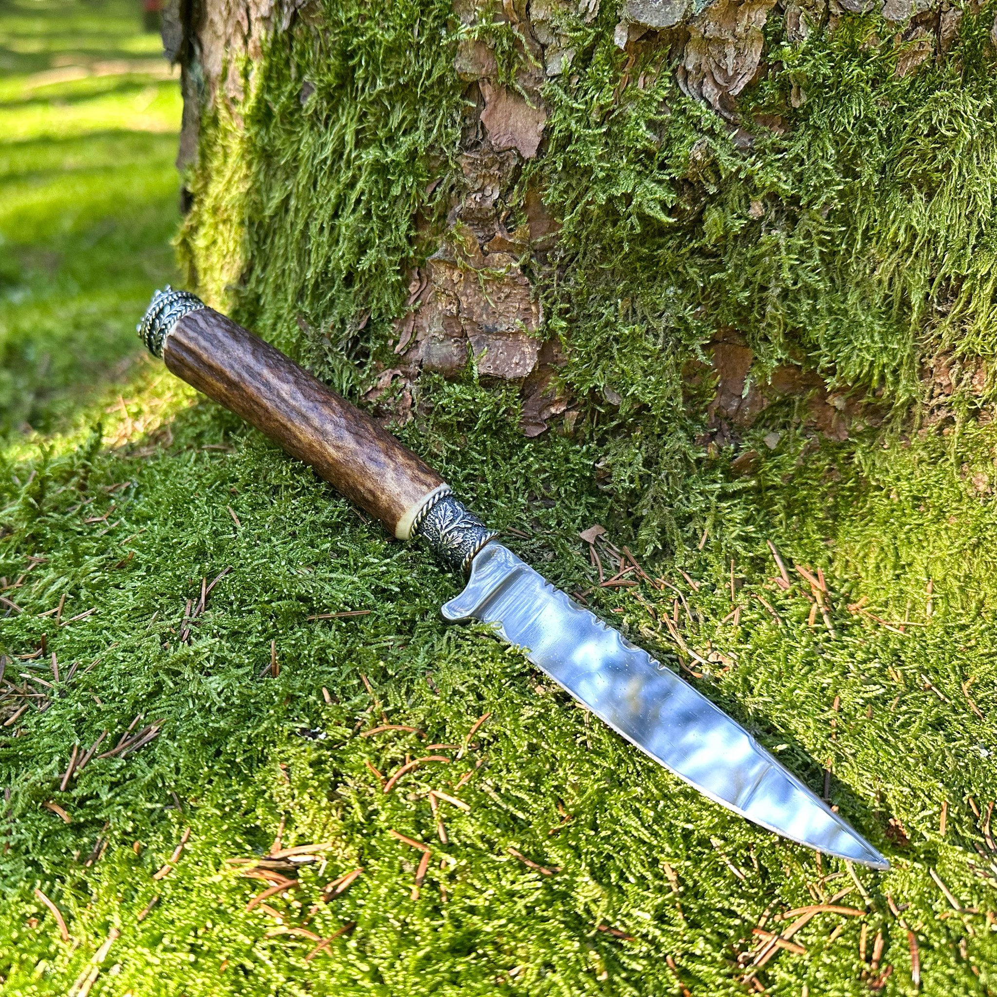 Almbock Taschenmesser Handgefertigtes Hirschhorn Jagdmesser Trachtenmesser mit Grandl, (1 St)