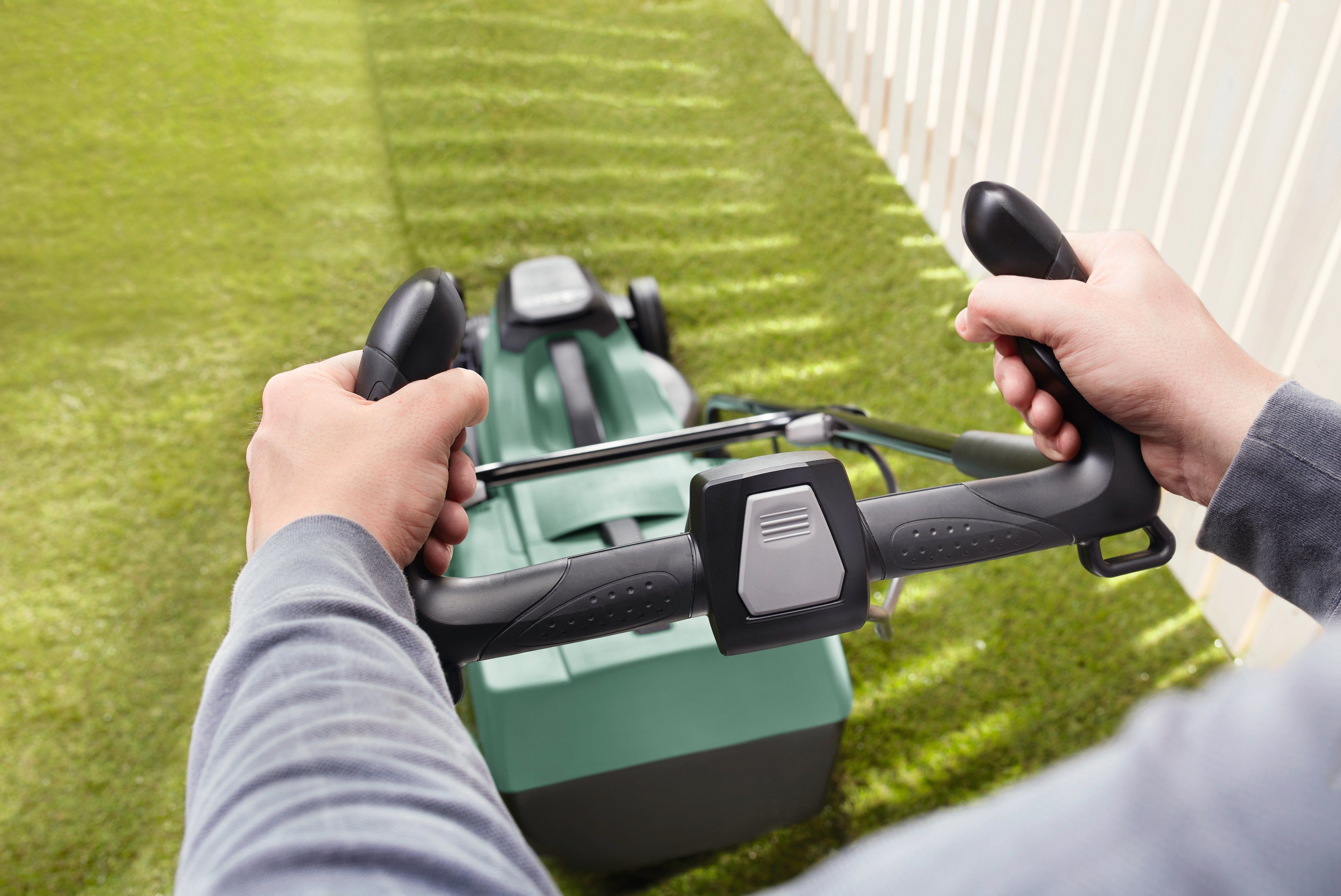 Bosch Gardentools Akkurasenmäher »CityMower 18«, 34 cm Schnittbreite, mit Akku 18V/4 Ah und Ladegerät