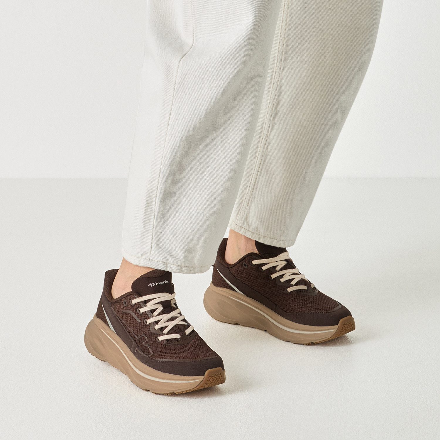 Tamaris Keilsneaker Freizeitschuh, Schnürschuh, Halbschuh mit seitlicher T-Logostickerei