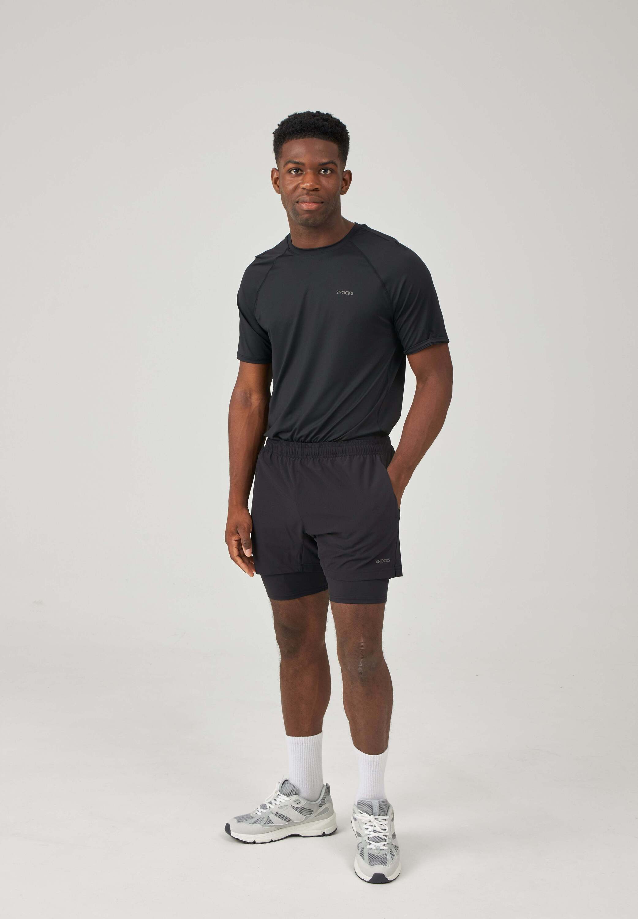 SNOCKS Trainingsshorts 2 in 1 Sportshorts Herren (1-tlg) Trainingsshorts mit Reißverschlusstaschen