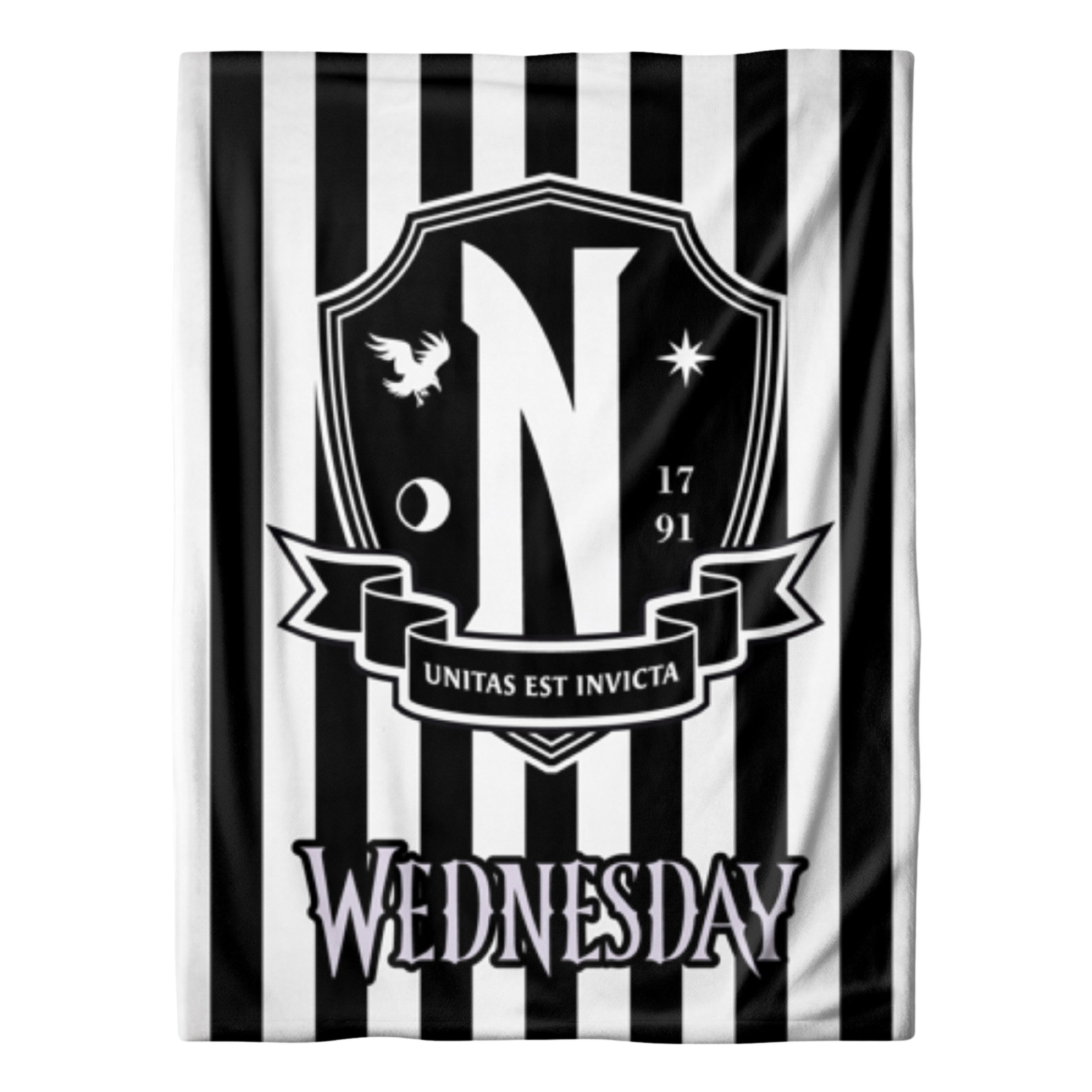 Wohndecke Wednesday Nevermore Kuscheldecke 130 x 170 cm, Netflix, MTOnlinehandel, Fleece-Decke in Schwarz/ Weiß • Geschenkidee • Nevermore Academy