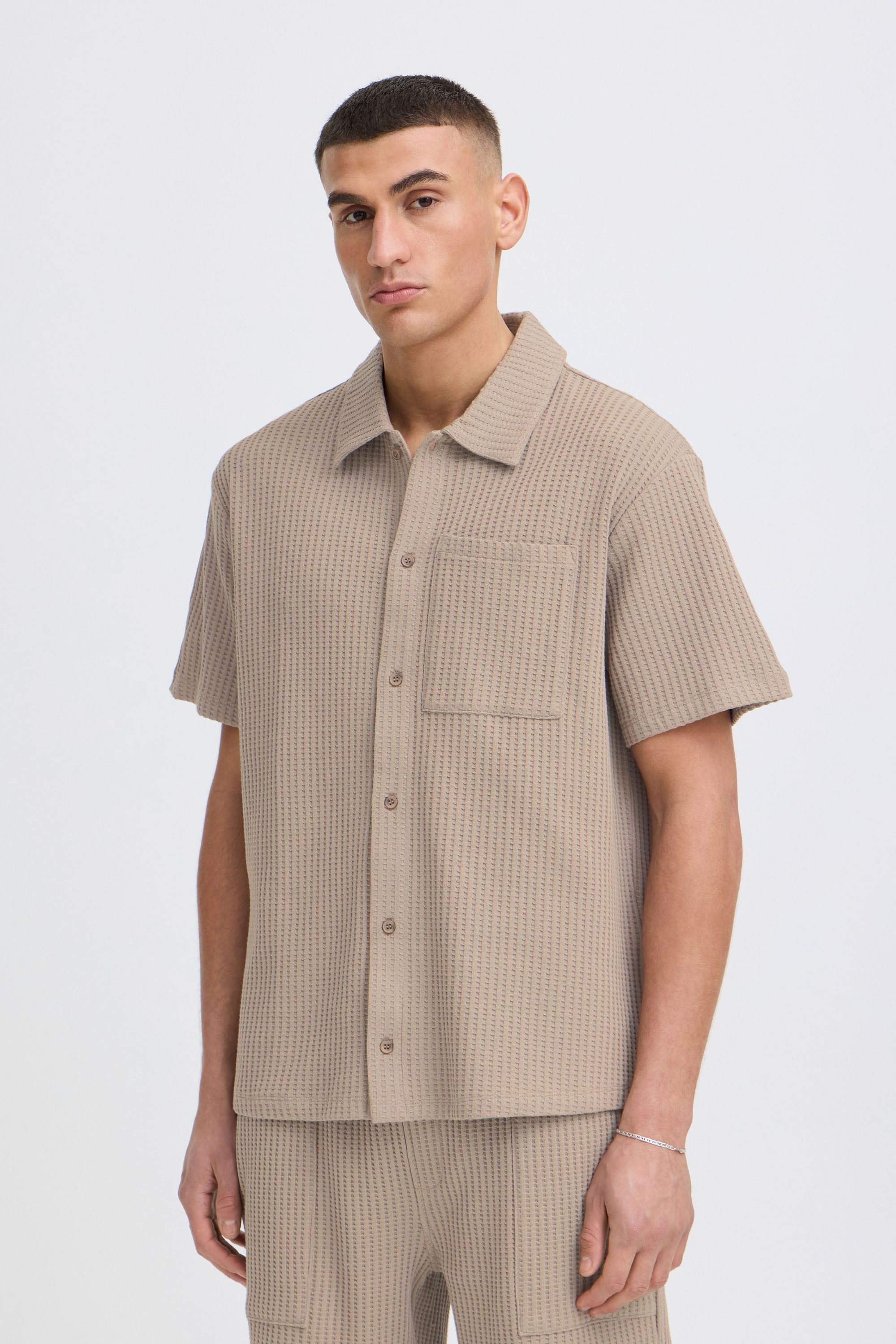 !Solid Kurzarmhemd SDUtley Kurzarmhemd mit Strukturmuster - Casual Fit