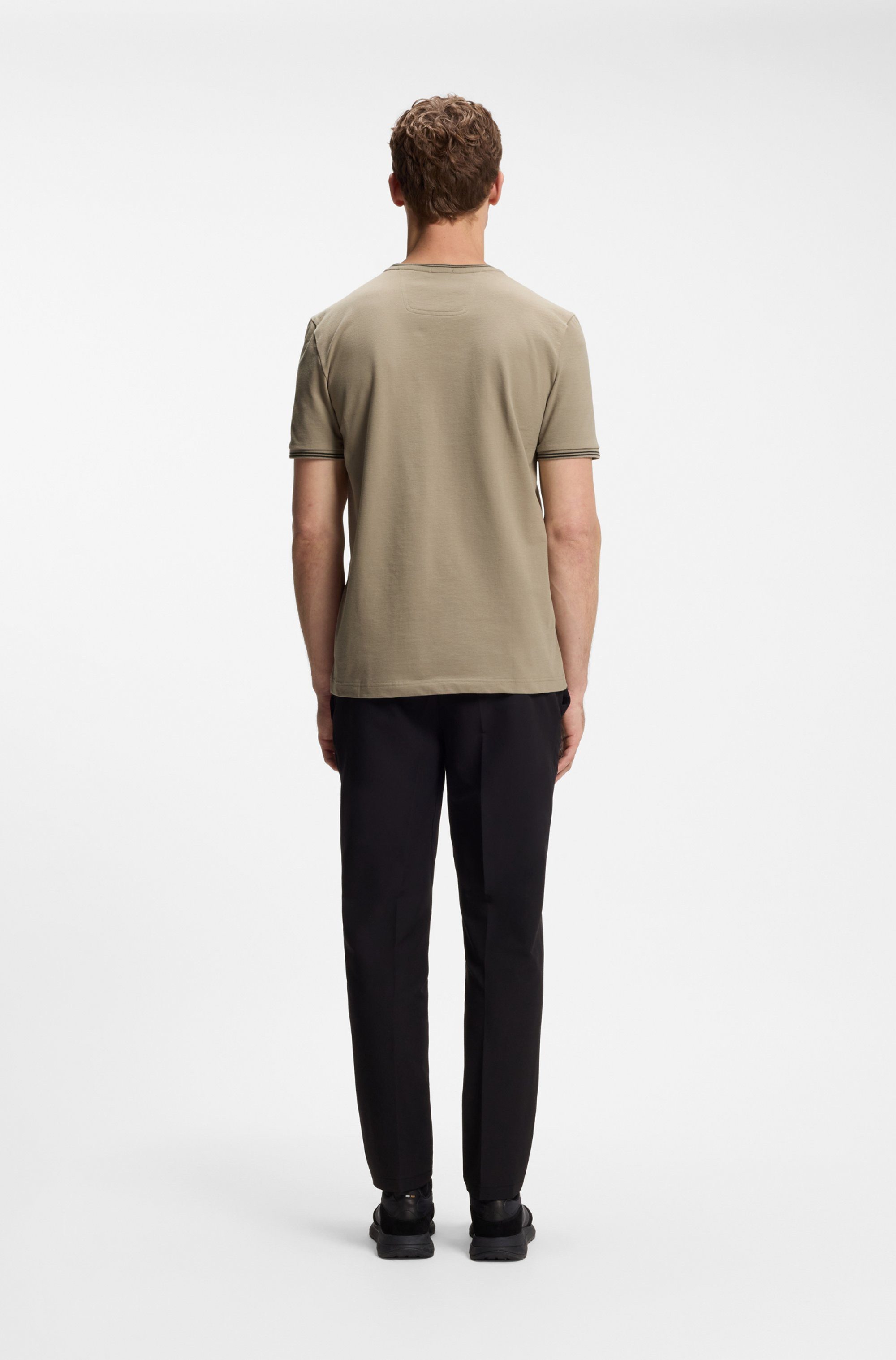 BOSS GREEN T-Shirt Taul Stretch-Baumwoll-Pique aus softem Stretch-Baumwoll-Piqué, Regular Fit, Kühlend – Bild 4 von 5