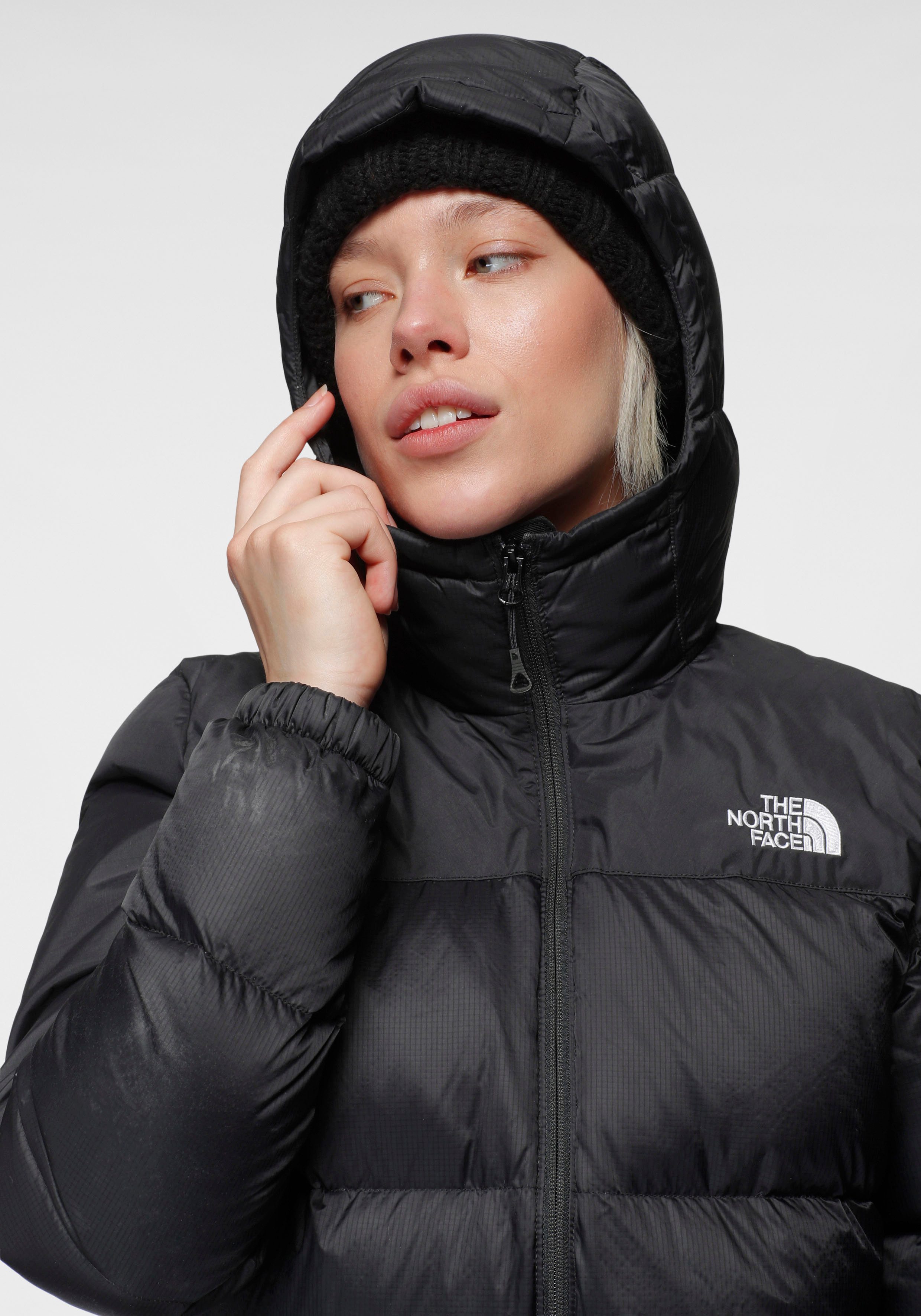 The North Face Daunenjacke W DIABLO DOWN 2.0 HOODIE für kalte Temperaturen, pflegeleicht, winddicht