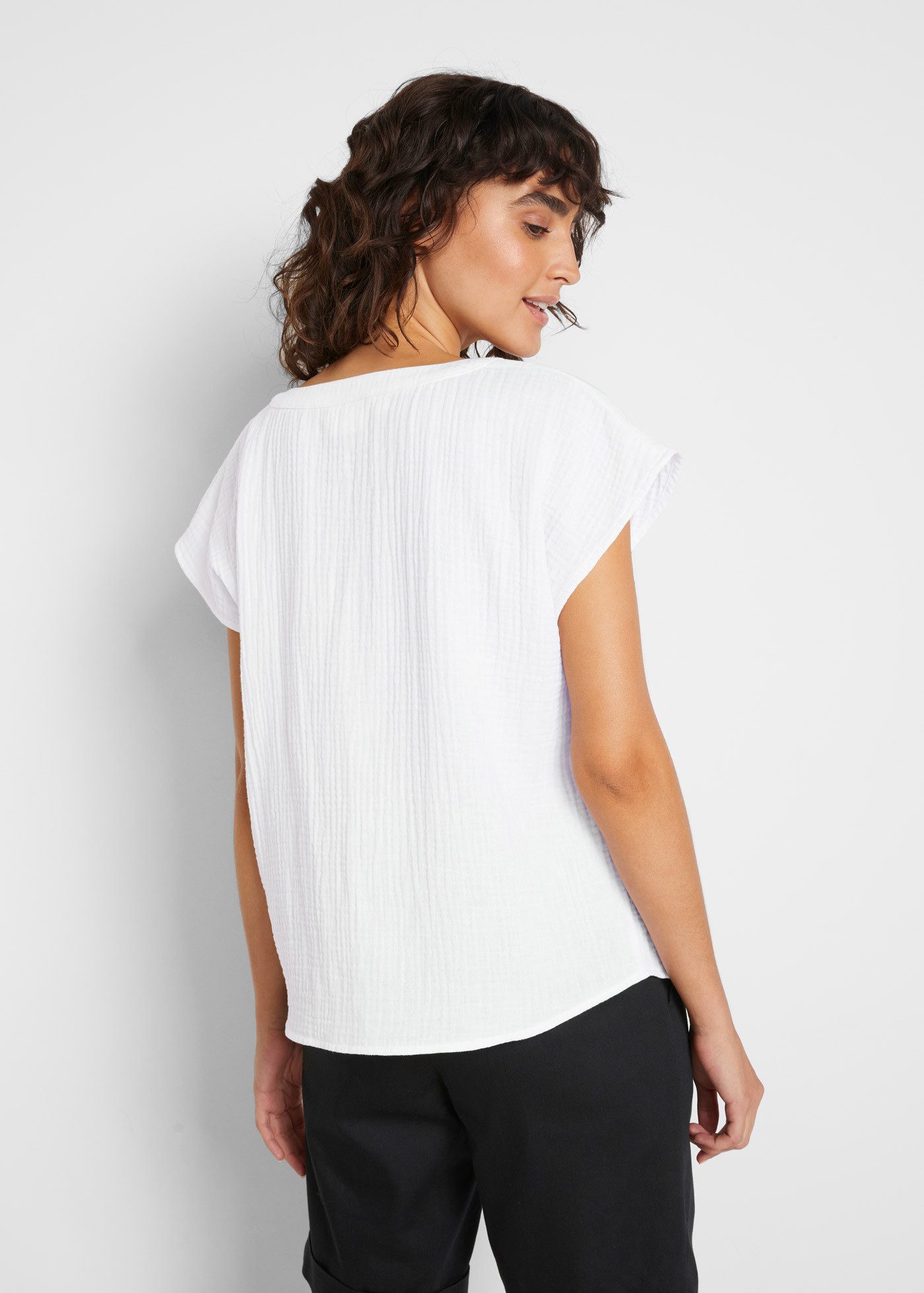 bonprix Shirtbluse Oversize-Passform, mit V-Ausschnitt, aus Baumwolle