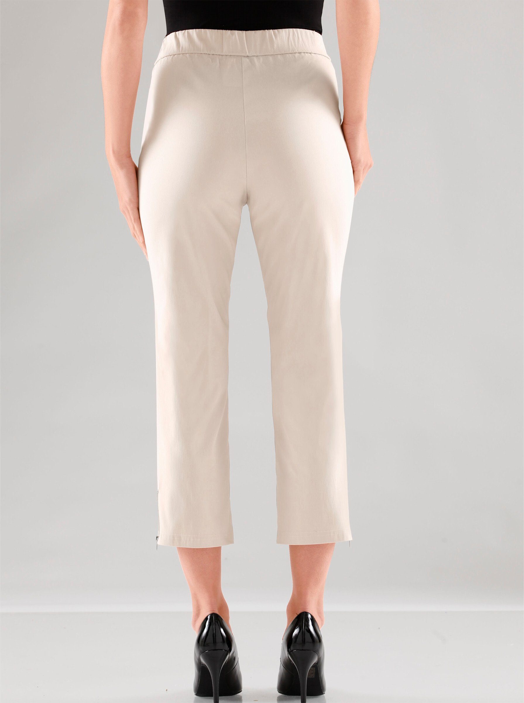 Adelina Shorts 7/8-Hose leicht vertieft