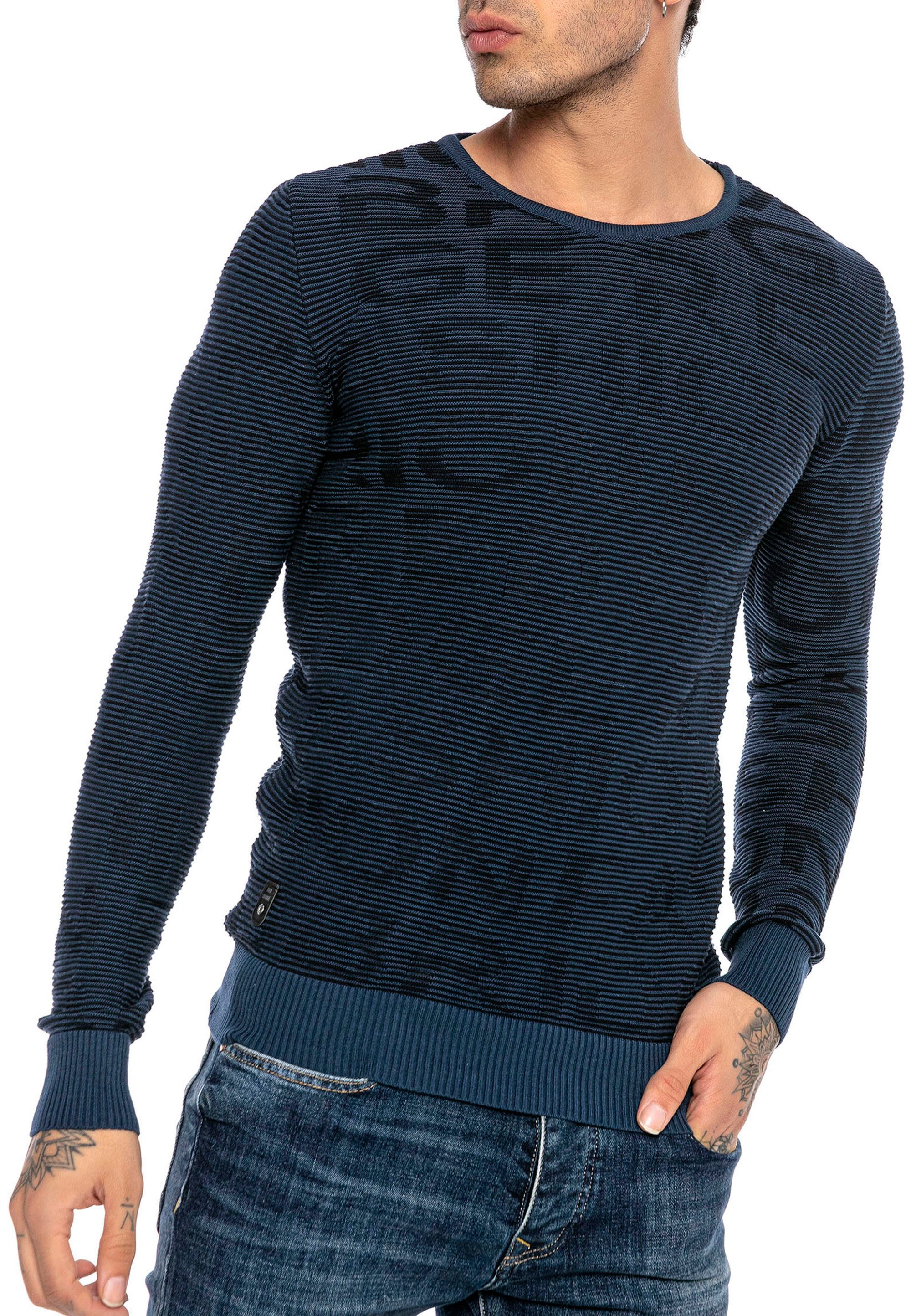 Strickpullover mir Rundhalsausschnitt und modischem Design
