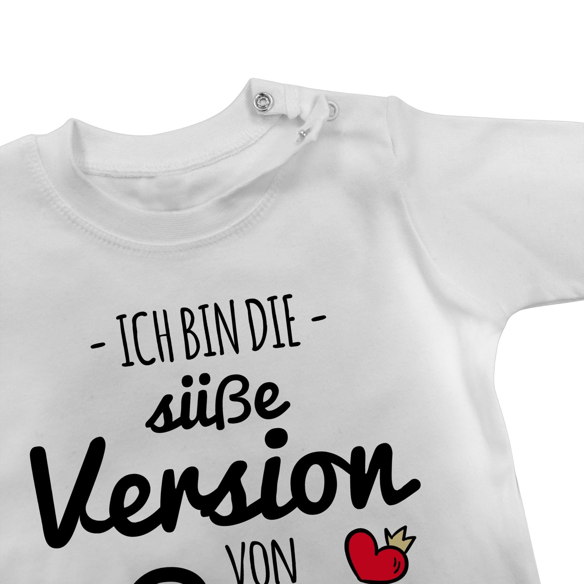 Shirtracer T-Shirt Süße Version von 2 Geschenk Baby Papa Weiß Vatertag