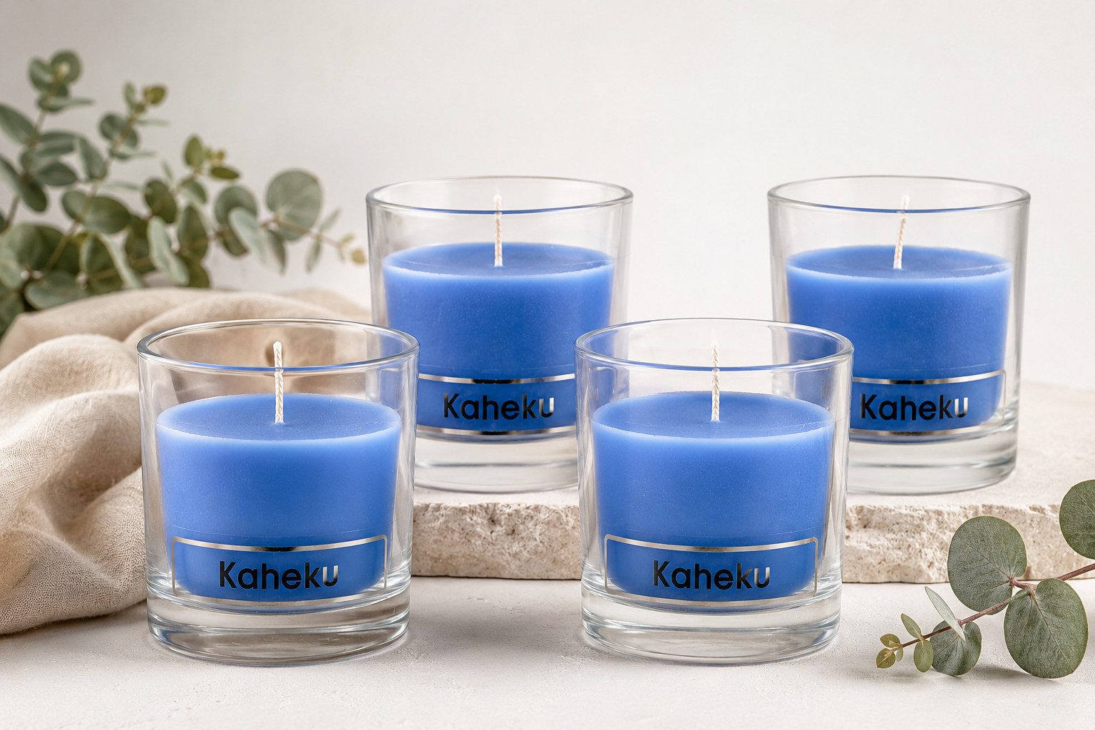 Kaheku Stumpenkerze Kerzen im Glas 4er Set Ø 8 cm Stearin 27 h Brenndauer Kaheku