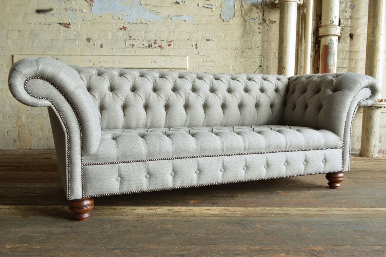 JVmoebel Chesterfield-Sofa Design Sofa 3 Sitzer Couch Polster Luxus Klassische Textil Couchen, Die Rückenlehne mit Knöpfen.