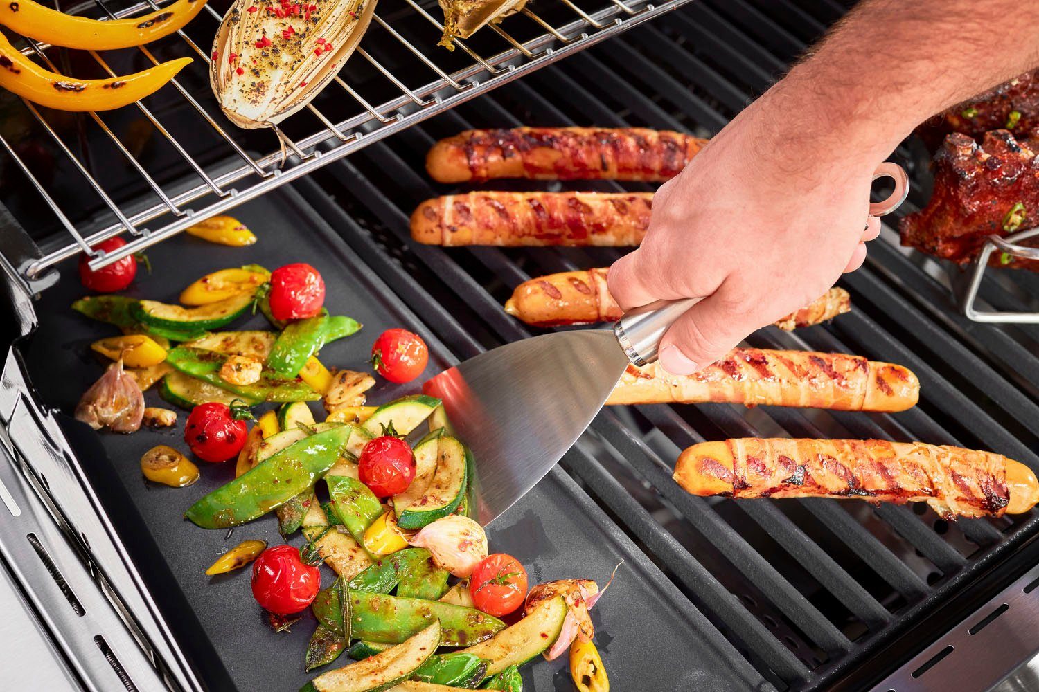 RÖSLE Universalschaber Barbecue Grillspachtel, 25063 BBQ-Spatel zum Fleischwenden, Reinigen von Grillplatten, Edelstahl – Bild 4 von 4
