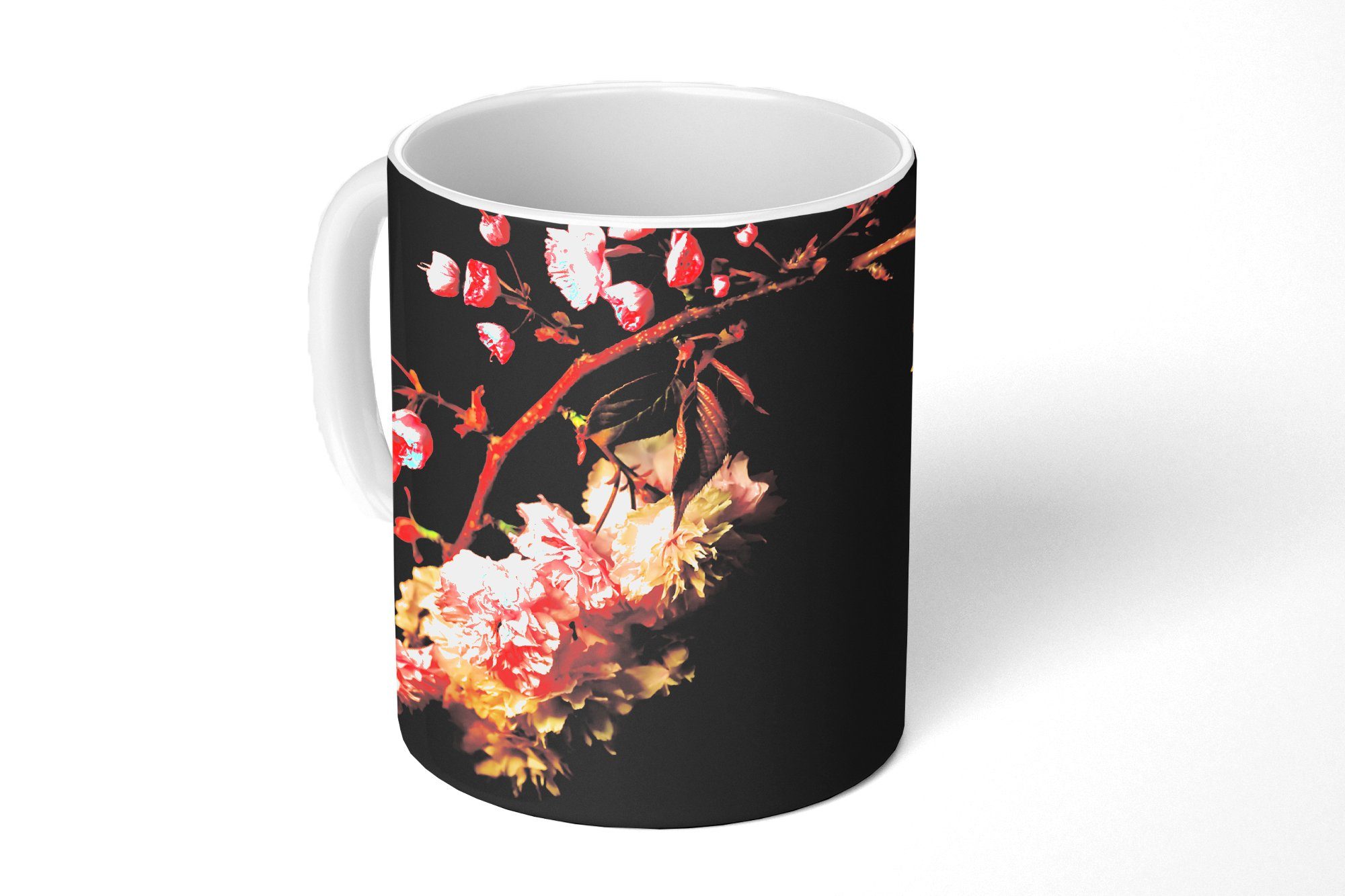MuchoWow Tasse Eine Kirschblüte vor schwarzem Hintergrund, Keramik, Kaffeetassen, Teetasse, Becher, Teetasse, Geschenk