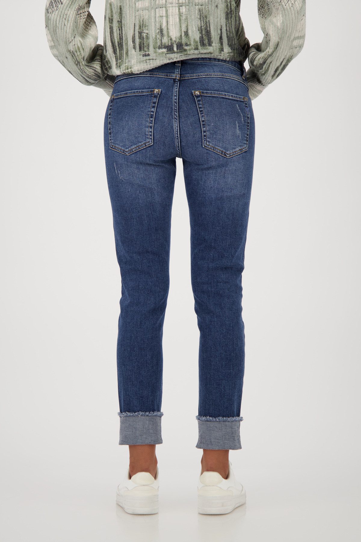 Monari Slim-fit-Jeans Hose Jeans Nietenschmuck Slim-fit-Passform, mit Strasssteinen