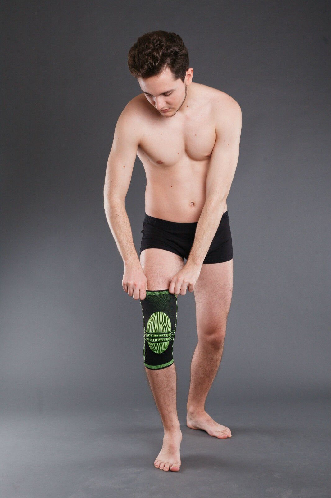 Lorey Medtec Kniebandage KN47003 Kniestütze mit Pelotte im Kniescheibenbereich