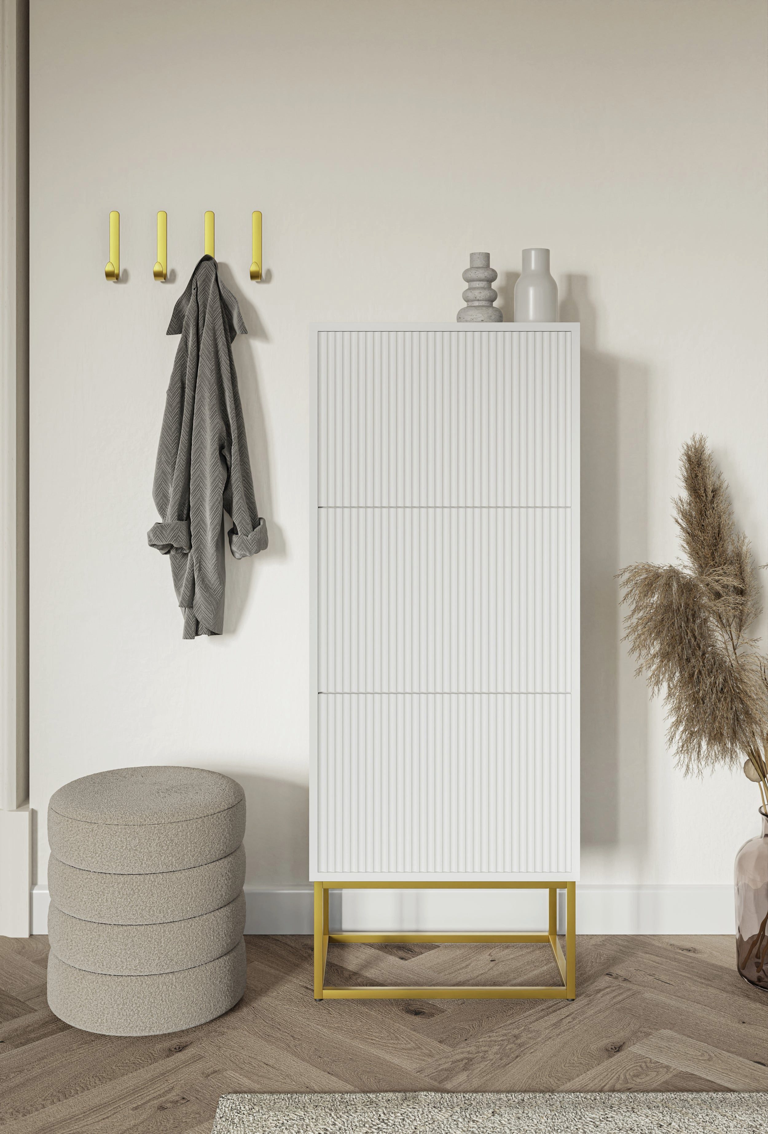 Selsey Schuhschrank VELDIO 3 Klappen mit geriffelten Fronten, goldenes Metallgestell, 50 cm