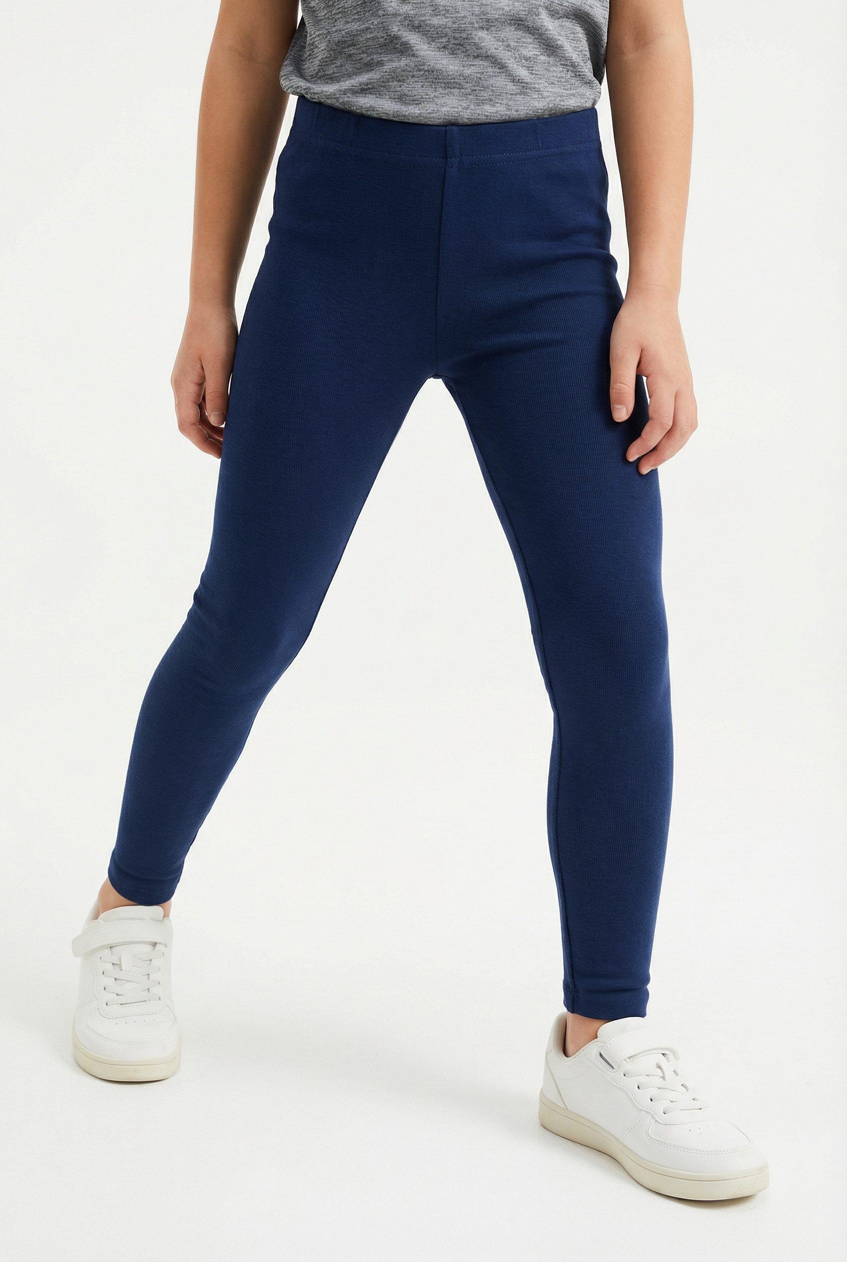hummel Leggings sportlicher Stil, für Kinder und Jugendliche, hohe Bewegungsfreiheit