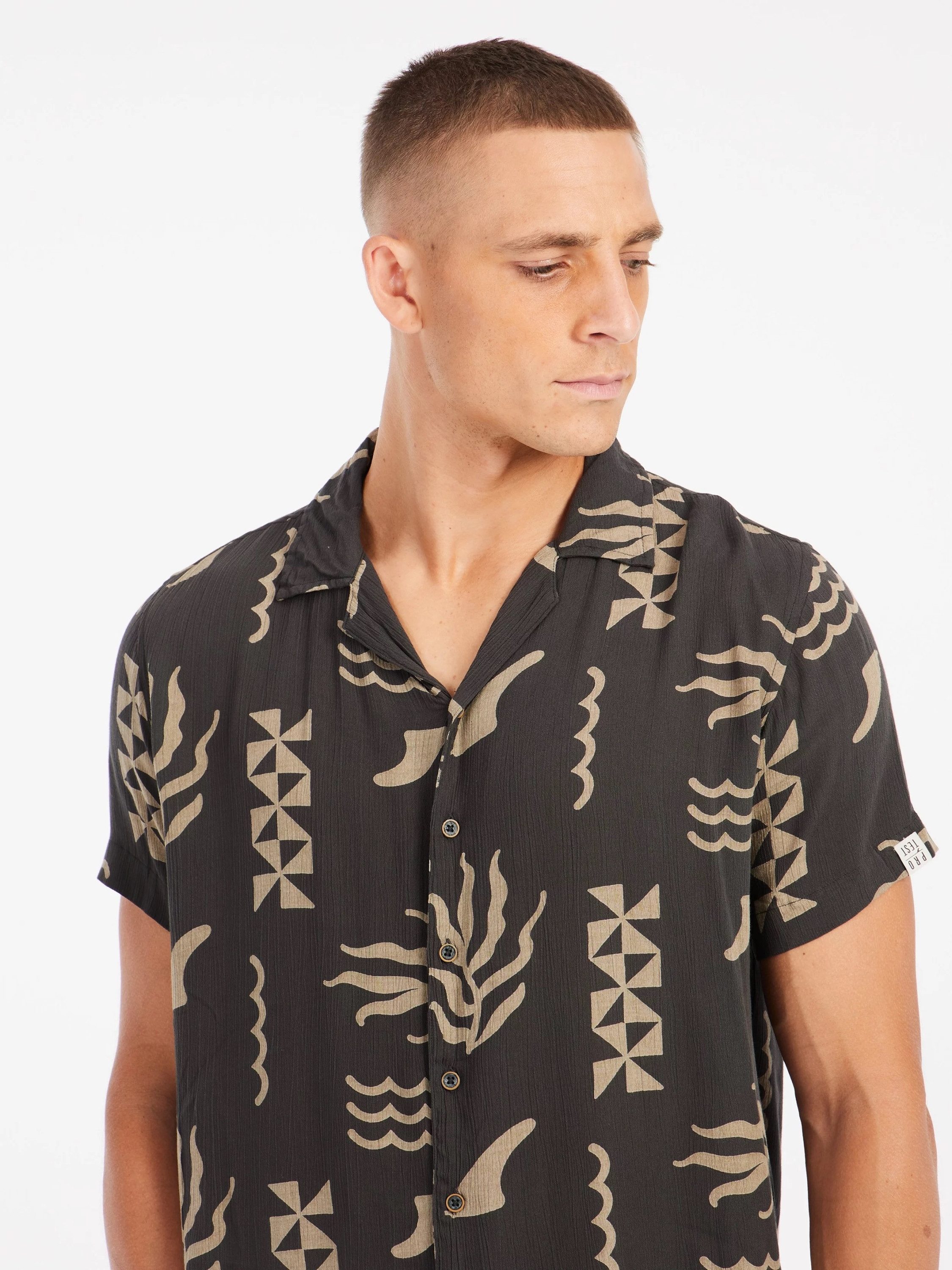 Protest Hawaiihemd PRTBucco shirt short sleeves grau