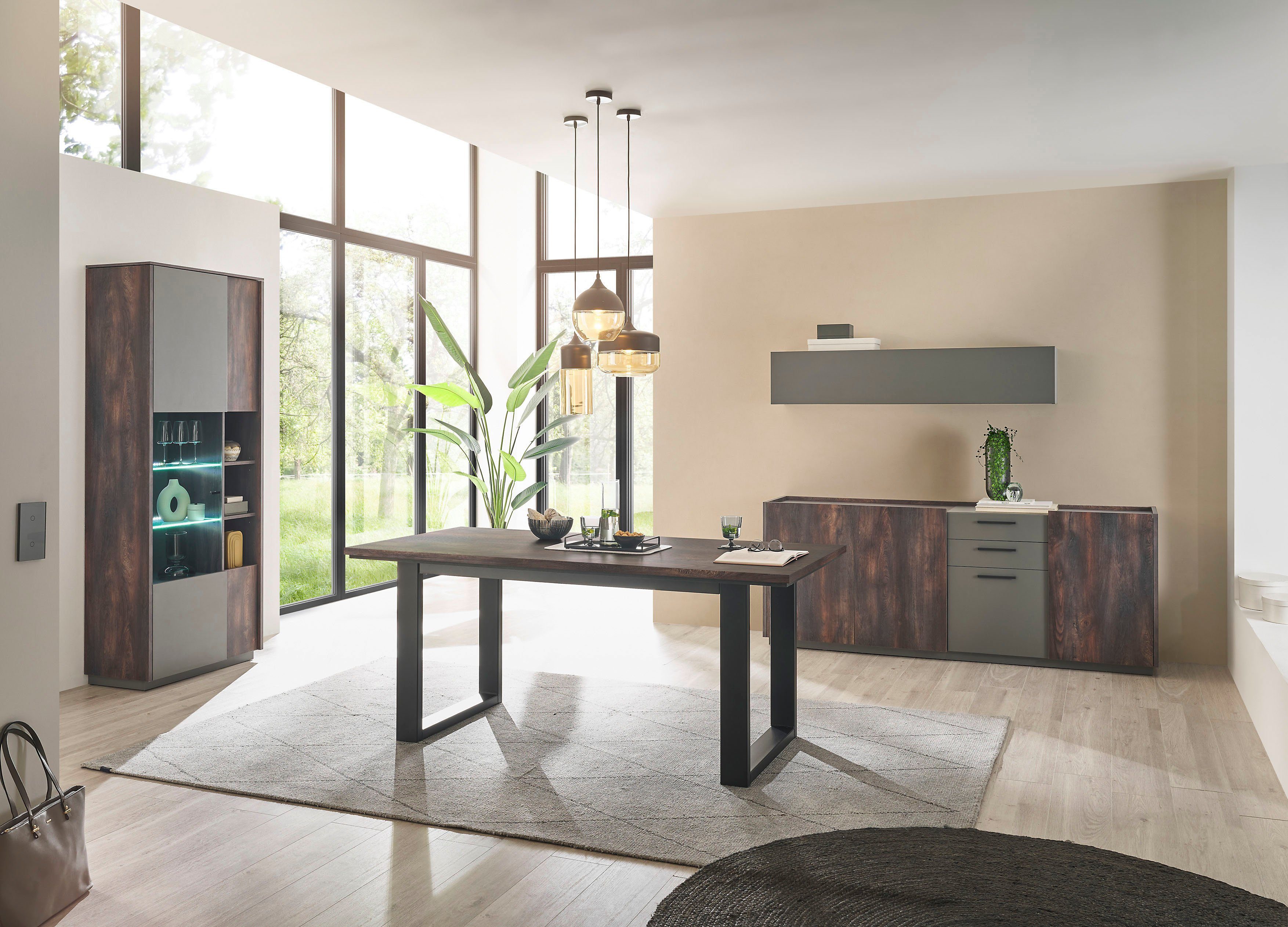 INOSIGN Esszimmer-Set LARGO, (Set, 4-St), Modernes Design mit trendiger  Farbe Thermo Oak Dekor, Applikation Anthrazit