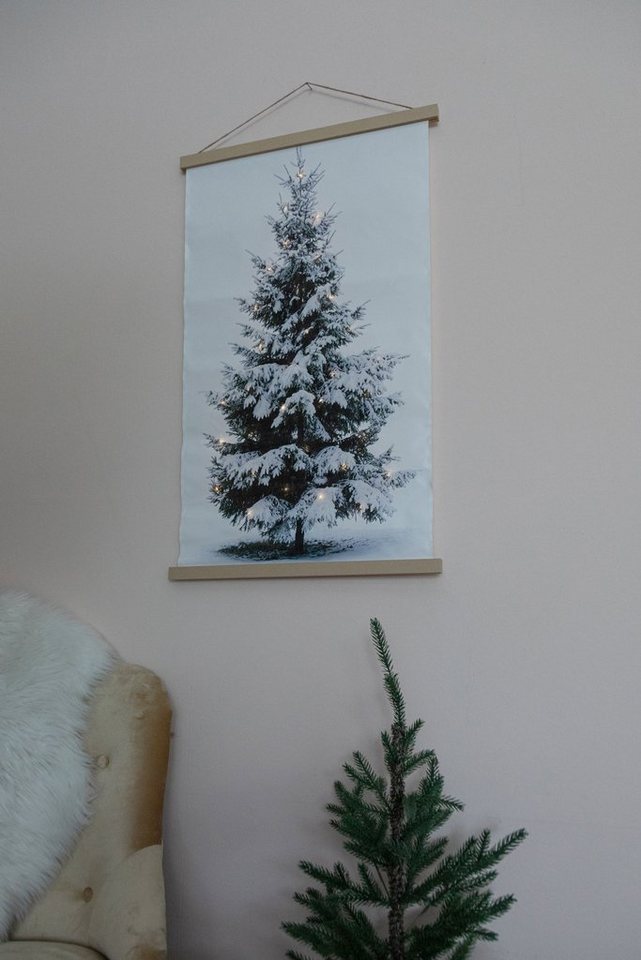 Wohnando LED Dekoobjekt LED Wandbild Weihnachtsbaum: Wanddekoration mit  Tannenbaum und Schnee