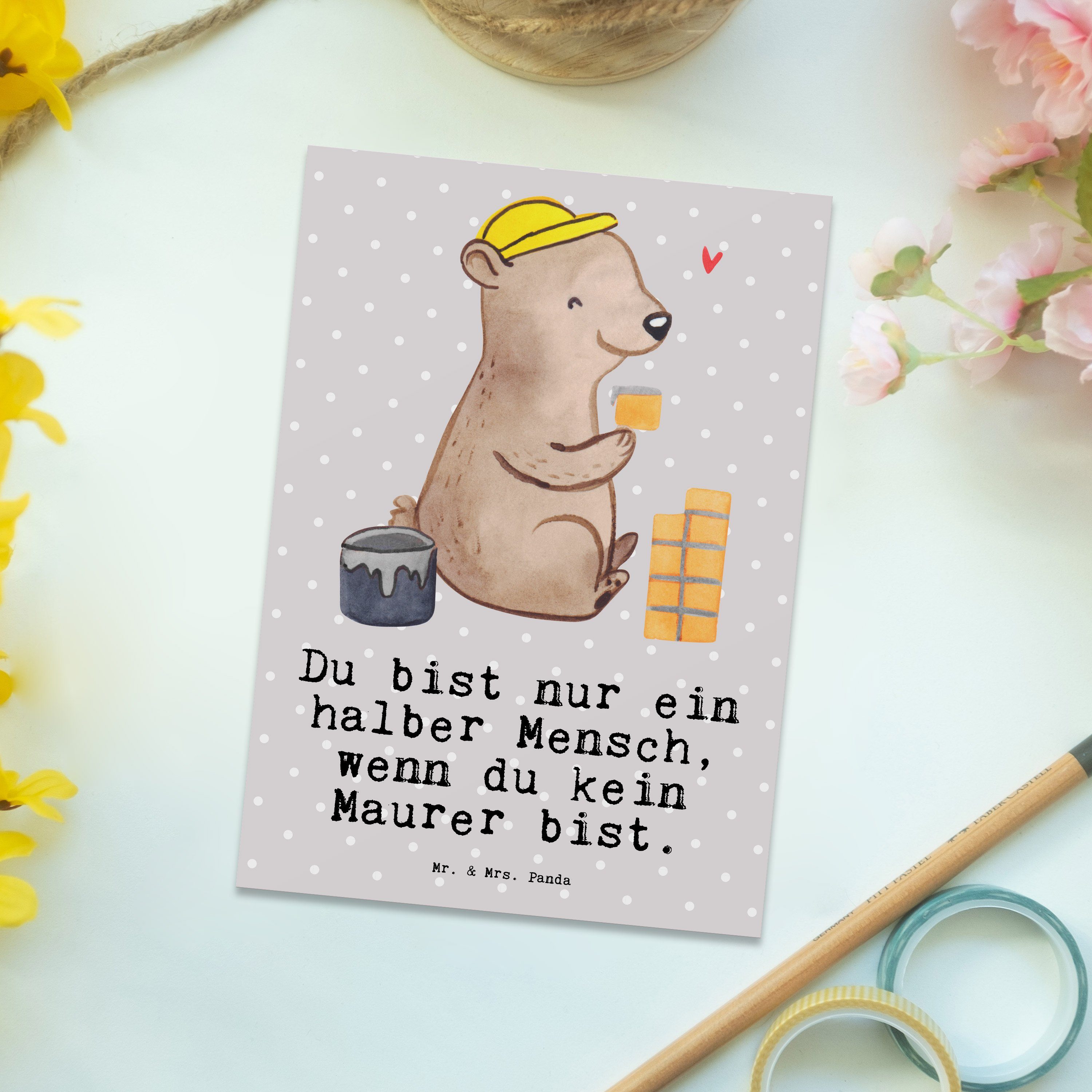 Mrs. Panda Geschenk, Geburtstagskarte, - Pastell Postkarte - Herz Mr. Gesellen & Maurer Grau mit