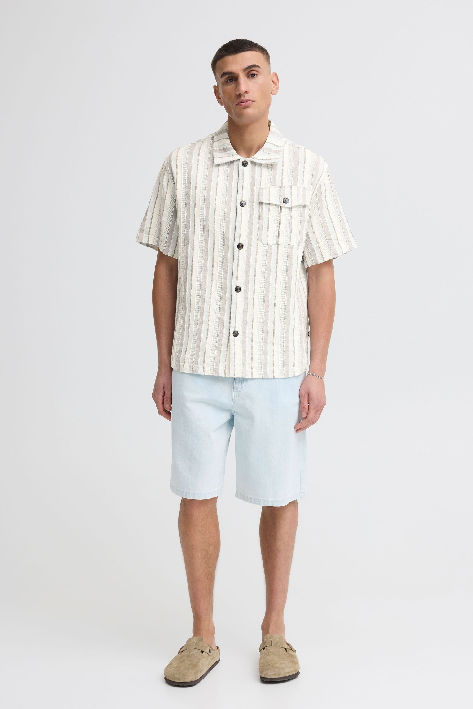 !Solid Kurzarmhemd SDUmber Weites Hemd mit Streifenmuster - Loose Fit