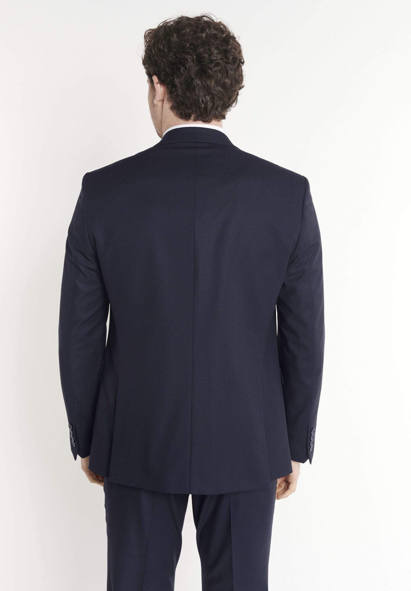 SteffenKlein Anzug (1-tlg) bestehend aus Slim Fit-Sakko, schmaler Hose und zweireihiger Weste