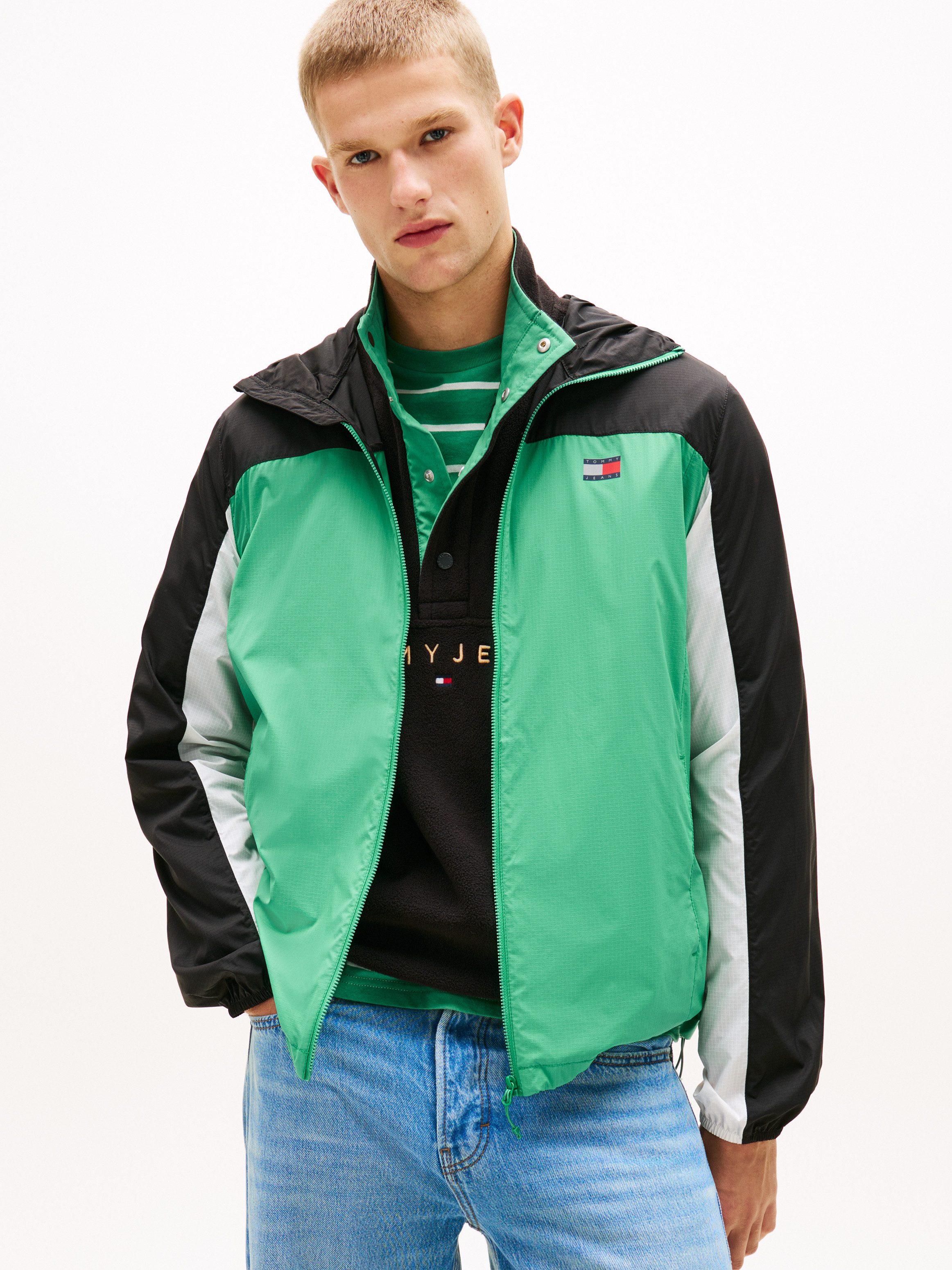 Tommy Jeans Outdoorjacke TJM OUTDOOR SHELL Windsheeter Windjacke Packable F günstig online kaufen