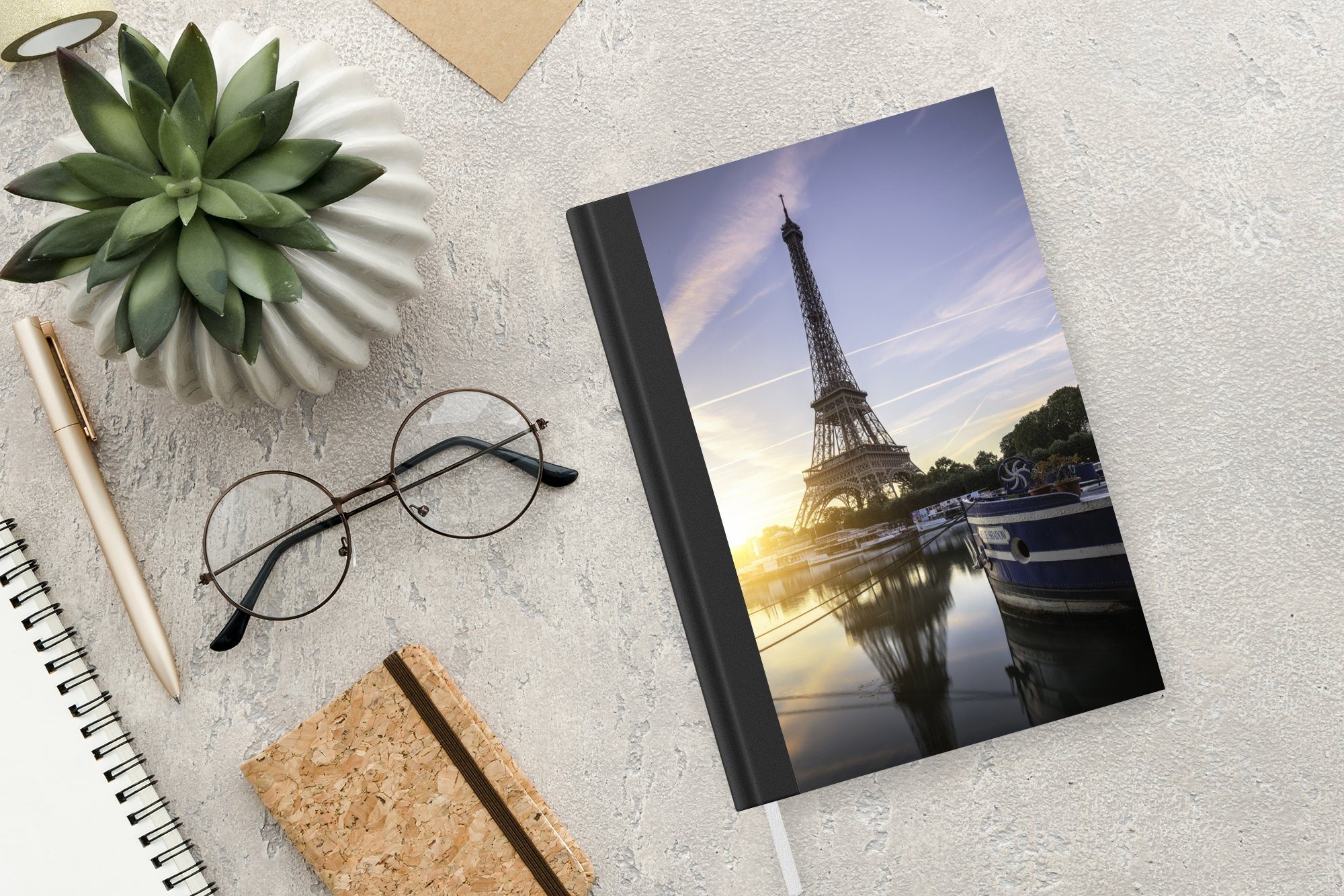 Wasser, Paris Haushaltsbuch Journal, Tagebuch, - A5, - MuchoWow Eiffelturm Notizheft, Merkzettel, Notizbuch Seiten, 98