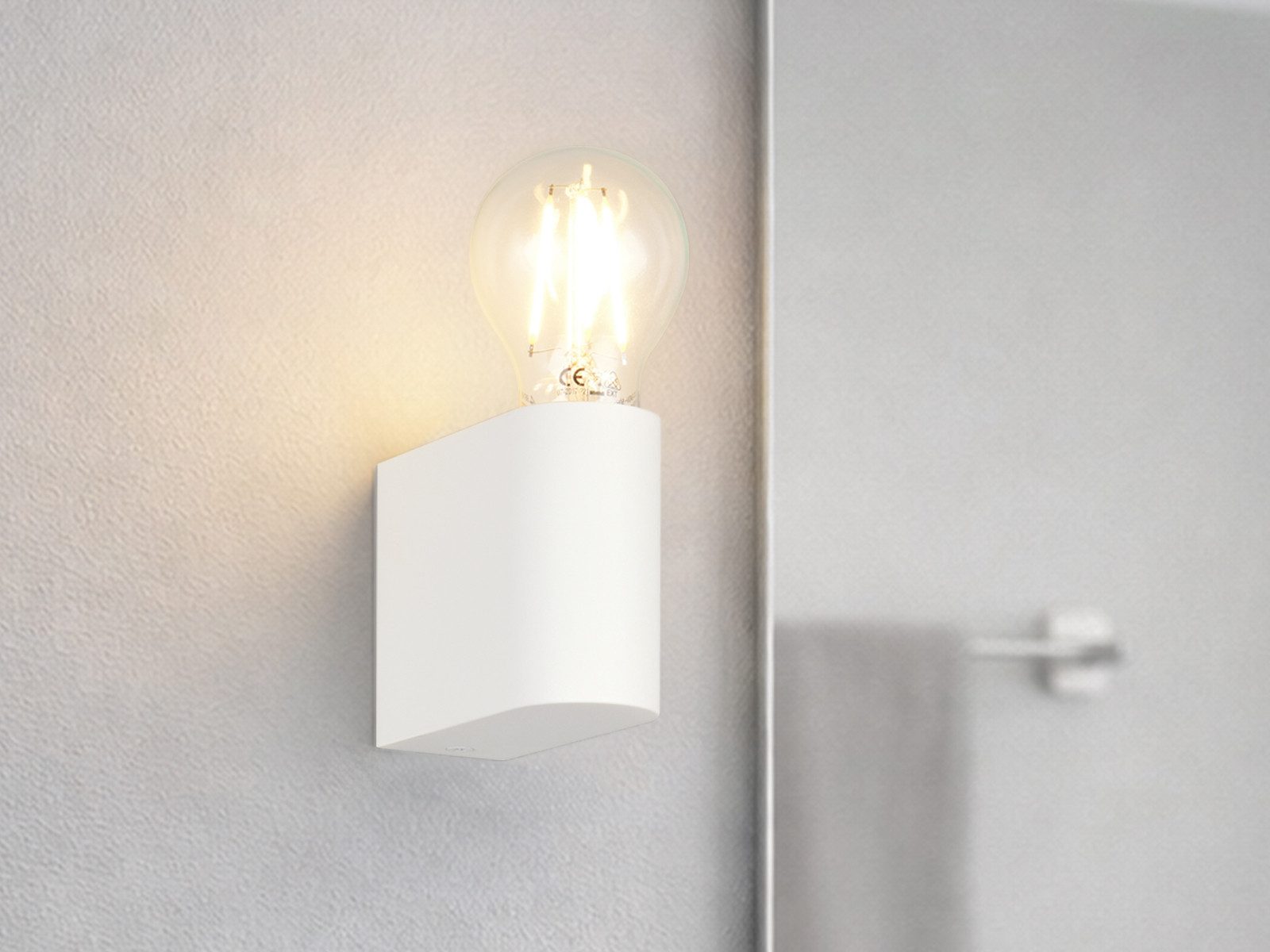 TRIO Leuchten LED Wandleuchte kleine Wand Badlampe, Höhe 8cm, Dimmfunktion, LED wechselbar, Warmweiß, minimalistische Wandlampe für Badezimmer & Keller, inkl. Leuchtmittel
