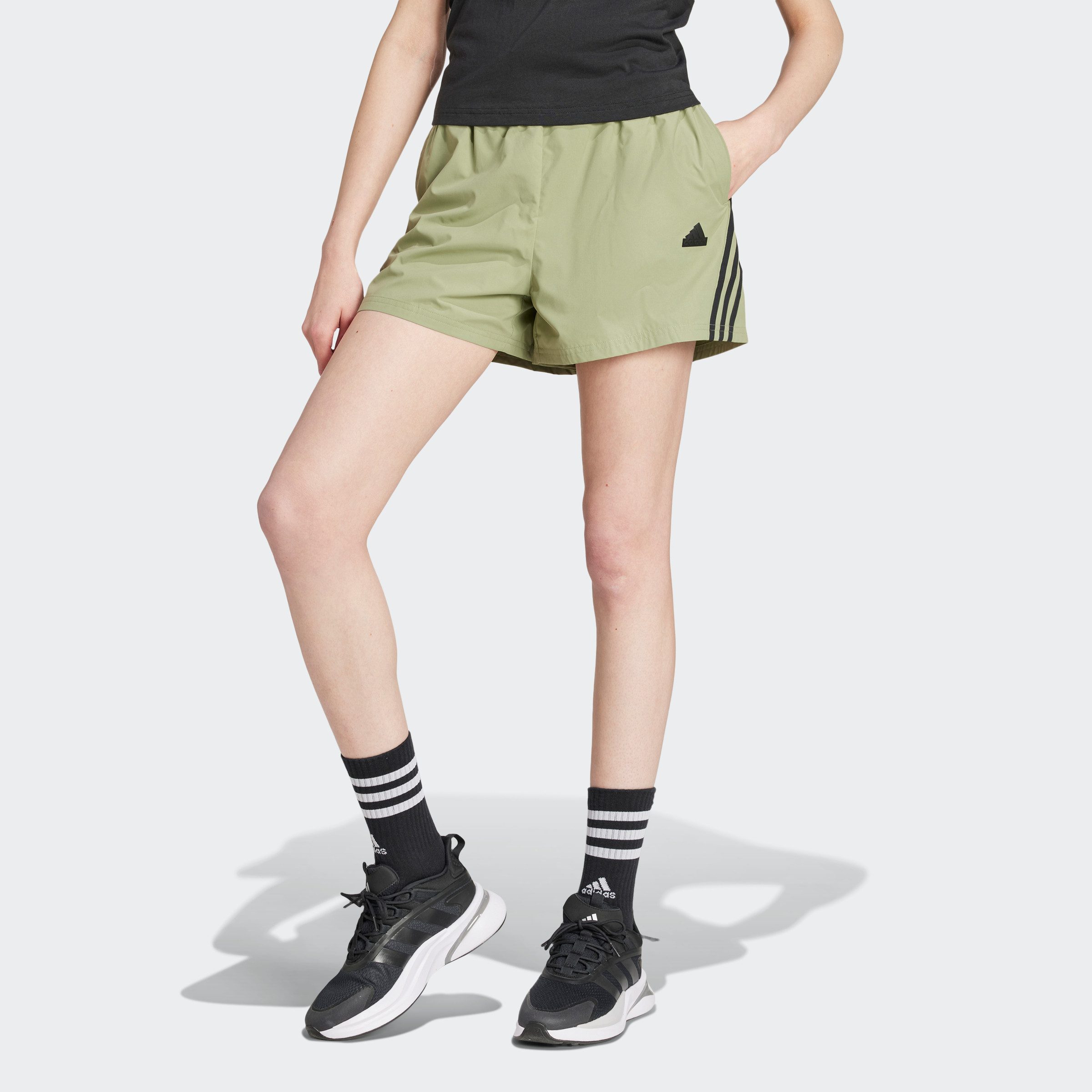 Shorts W FI 3S WVN SHO