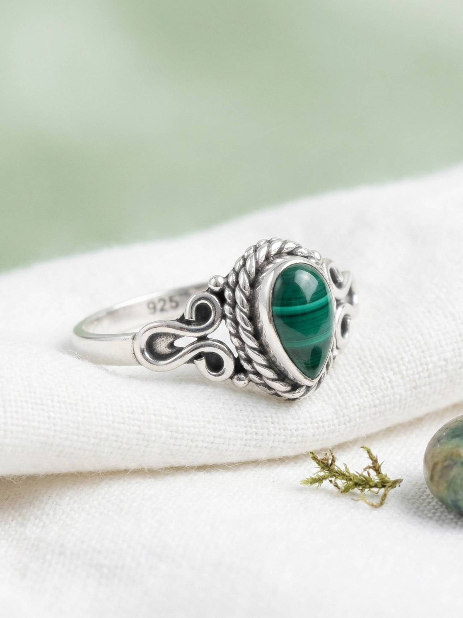 mantraroma Silberring BHAGUS aus 925 Silber mit Malachit (Ring mit Schmuckbeutel), Damenring aus 925er Silber
