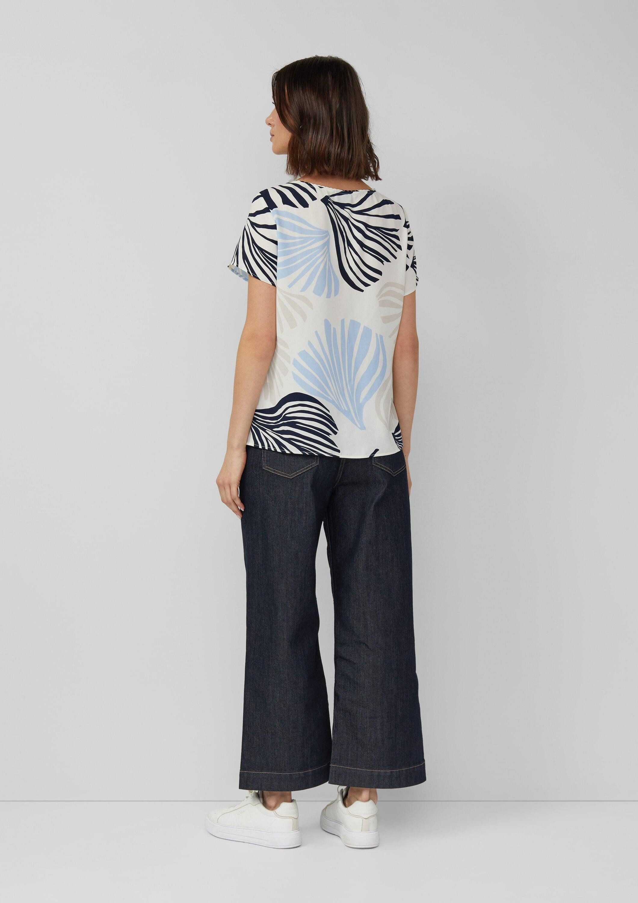 s.Oliver Kurzarmbluse Bluse Crêpe-Bluse mit All-over-Print und Schmuckkante