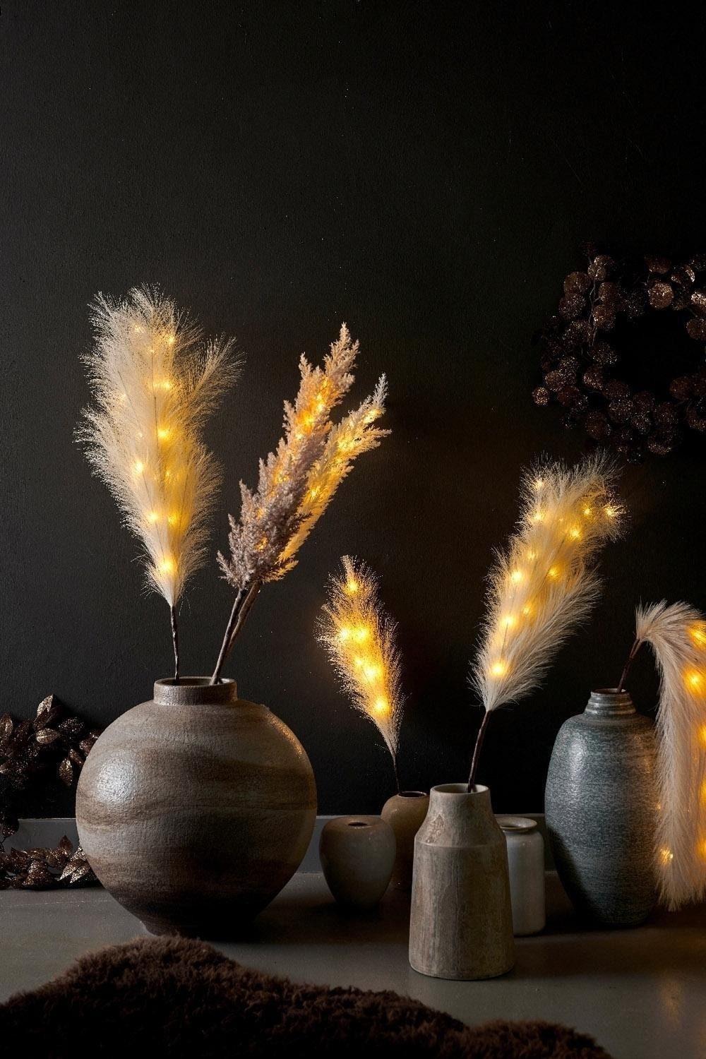 Kaemingk LED-Leuchtzweig Pampasgras BARMAS, Braun, Kunststoff, 12-flammig, Batteriebetrieben, Länge 70 cm