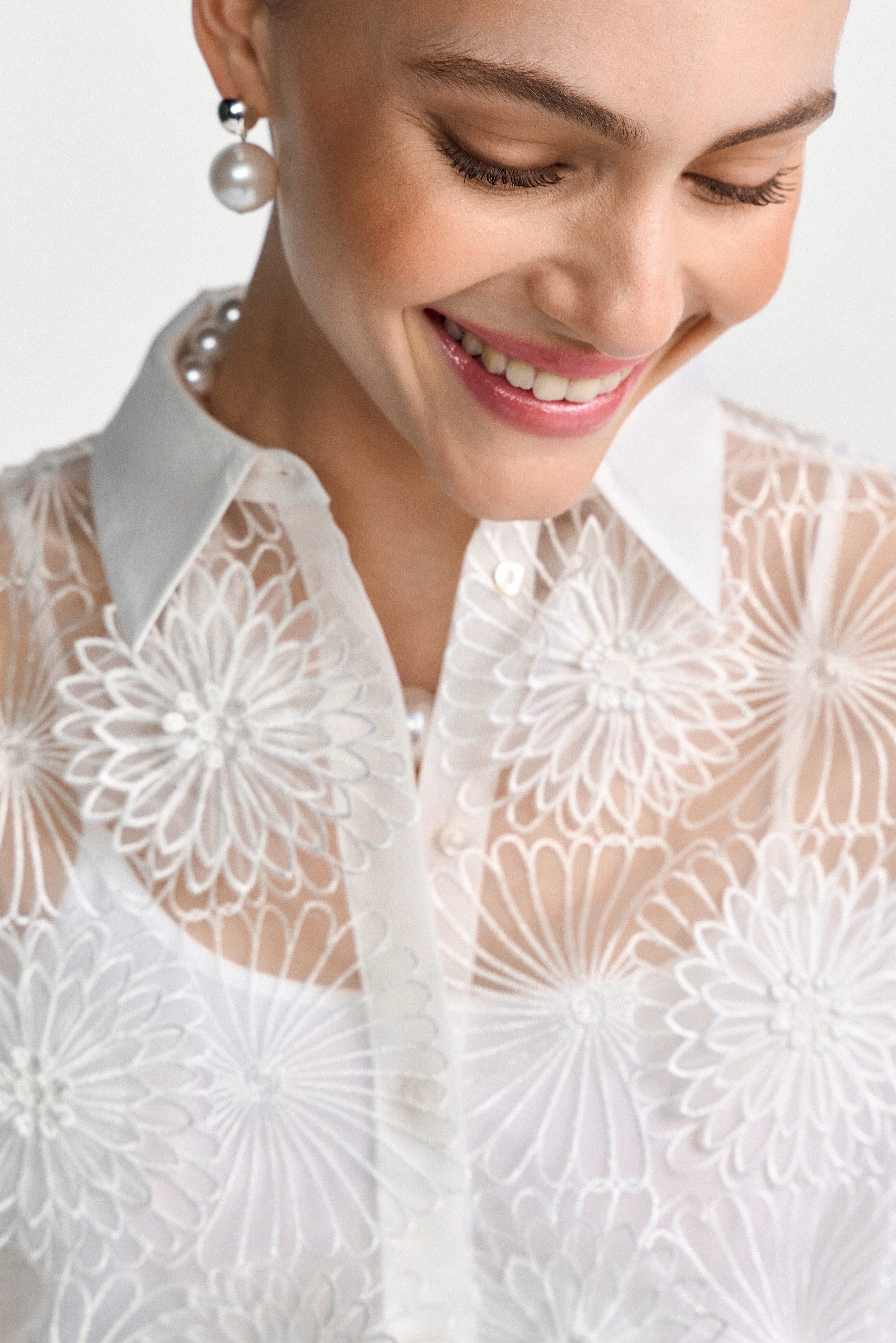 RICHROYAL Spitzenbluse im festlichen Look