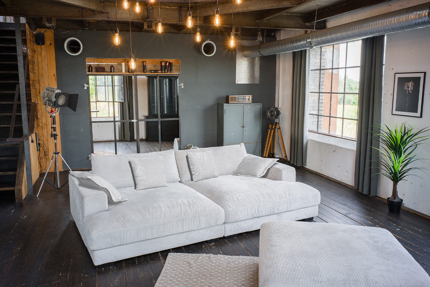 KAWOLA Big-Sofa MADELINE, Couch mit Hocker und 4 Zierkissen Cord verschiede günstig online kaufen