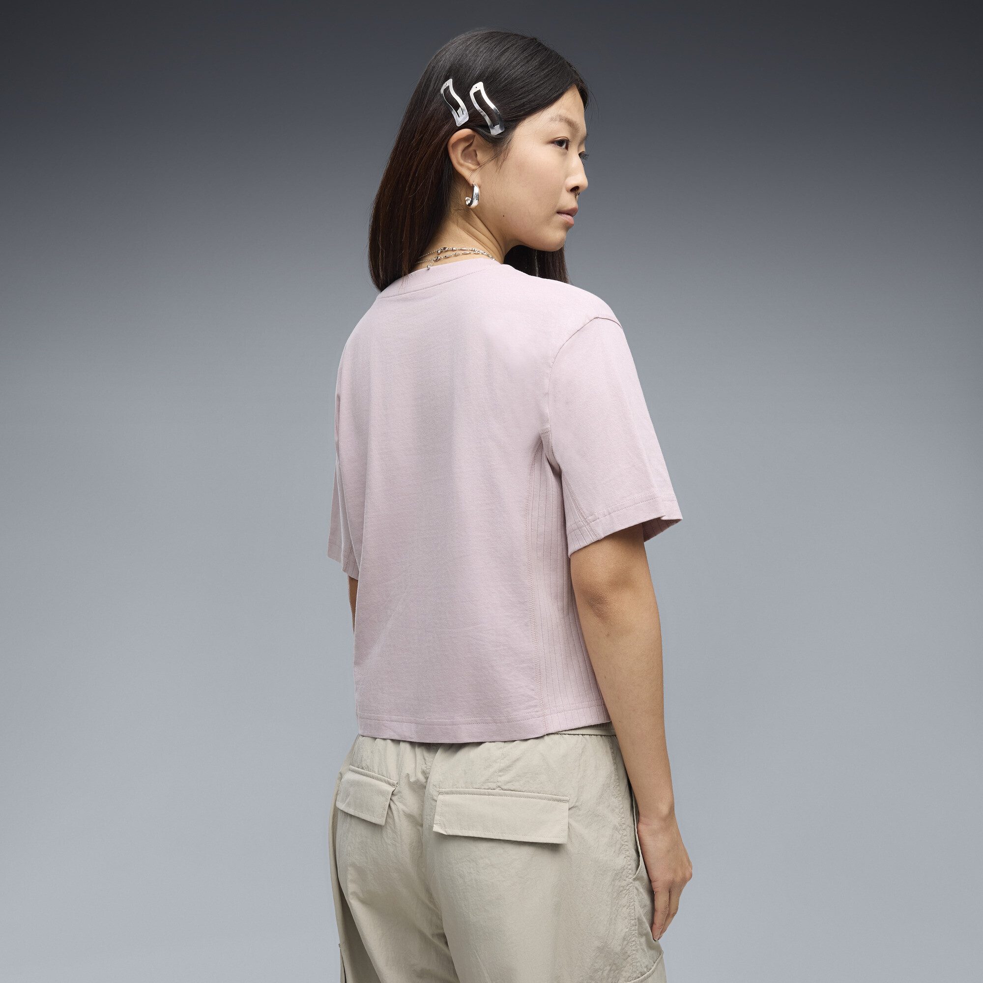 PUMA T-Shirt HER Relaxed T-Shirt Damen