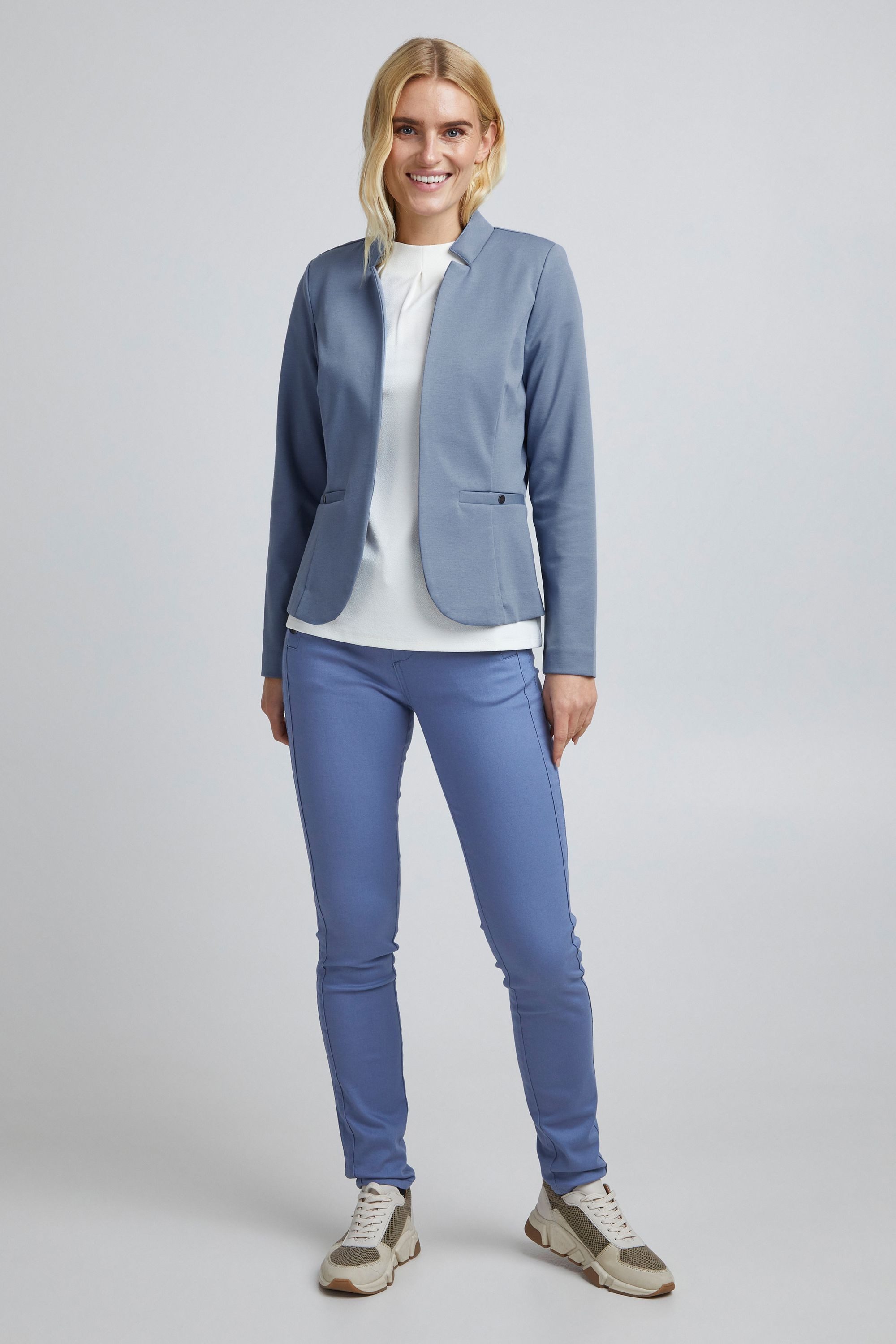 fransa Kurzjacke FRCEDILAN Blazer mit Druckknopftaschen günstig online kaufen