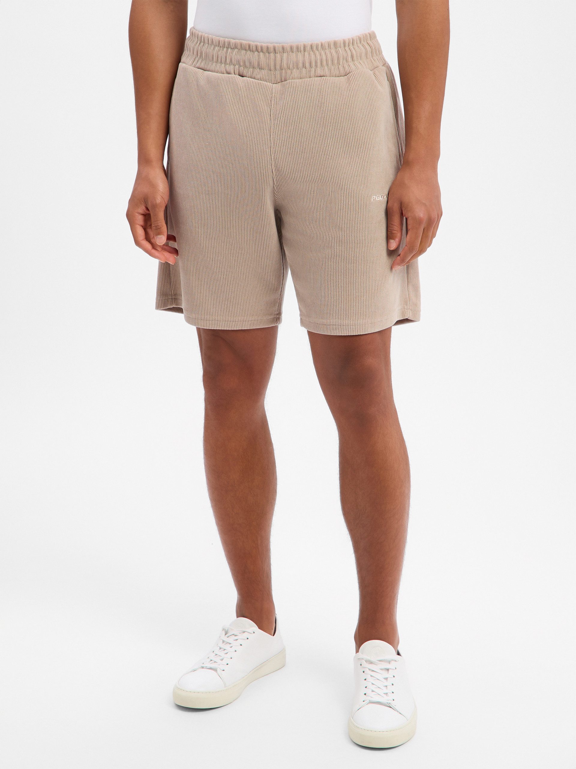 PEGADOR Shorts Lagos