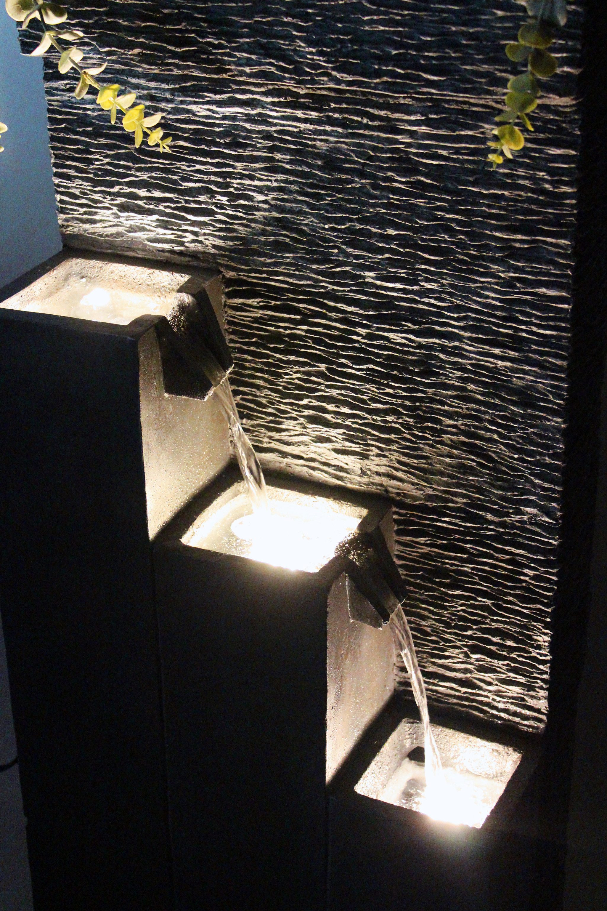 Arnusa Gartenbrunnen Großer Springbrunnen BK846 mit LED Beleuchtung, (Komplett-Set), 101 cm Kaskade Steinoptik Gartendekoration Wasserspiel – Bild 5 von 5