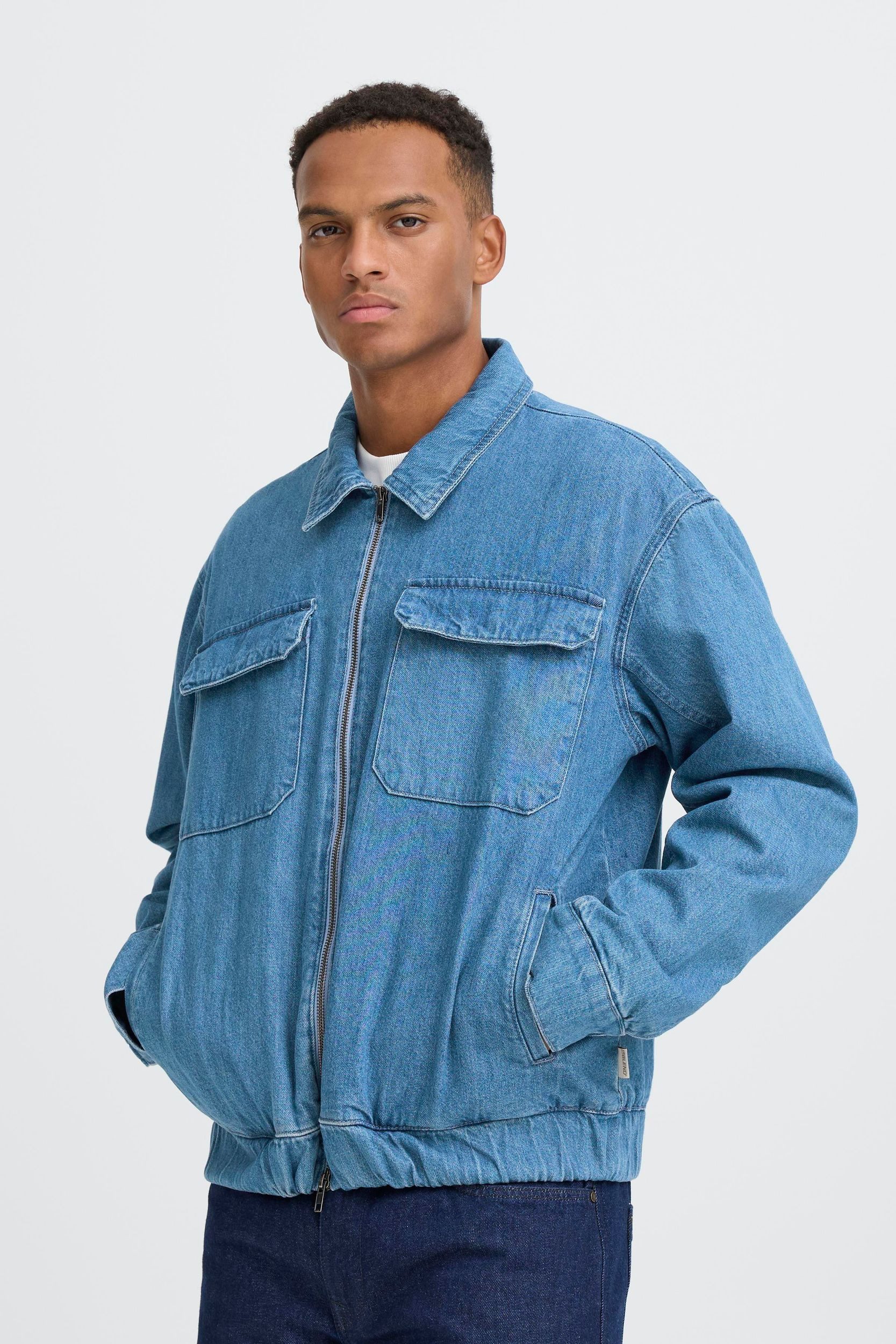 Blend Jeansjacke Stylisches Denimdesign Frontreißverschluss Relaxedfit Cleanlook (1-St) BHFALAK DENIM JKT