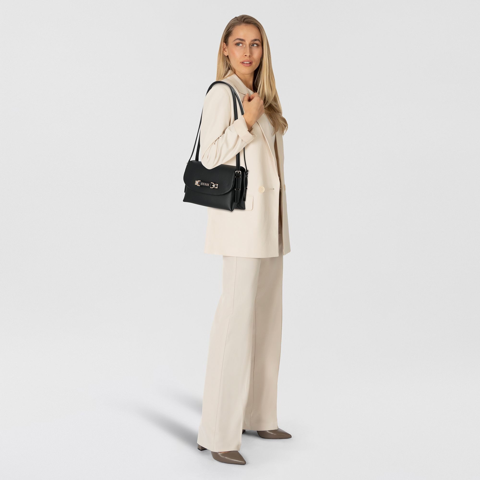 Guess Schultertasche Lefia, Polyurethan günstig online kaufen