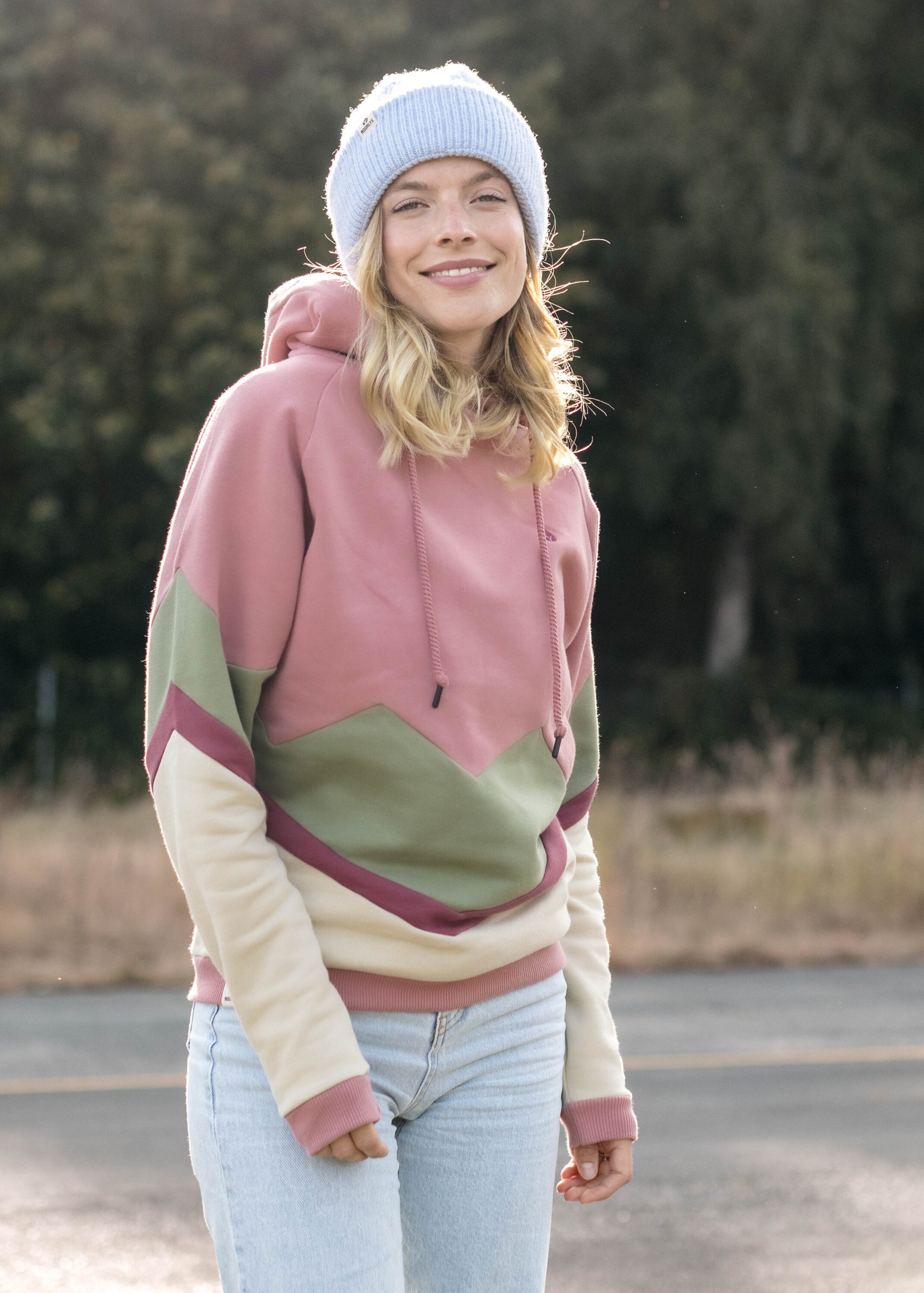 Noorlys Kapuzenpullover BEEVERN (1-tlg) günstig online kaufen