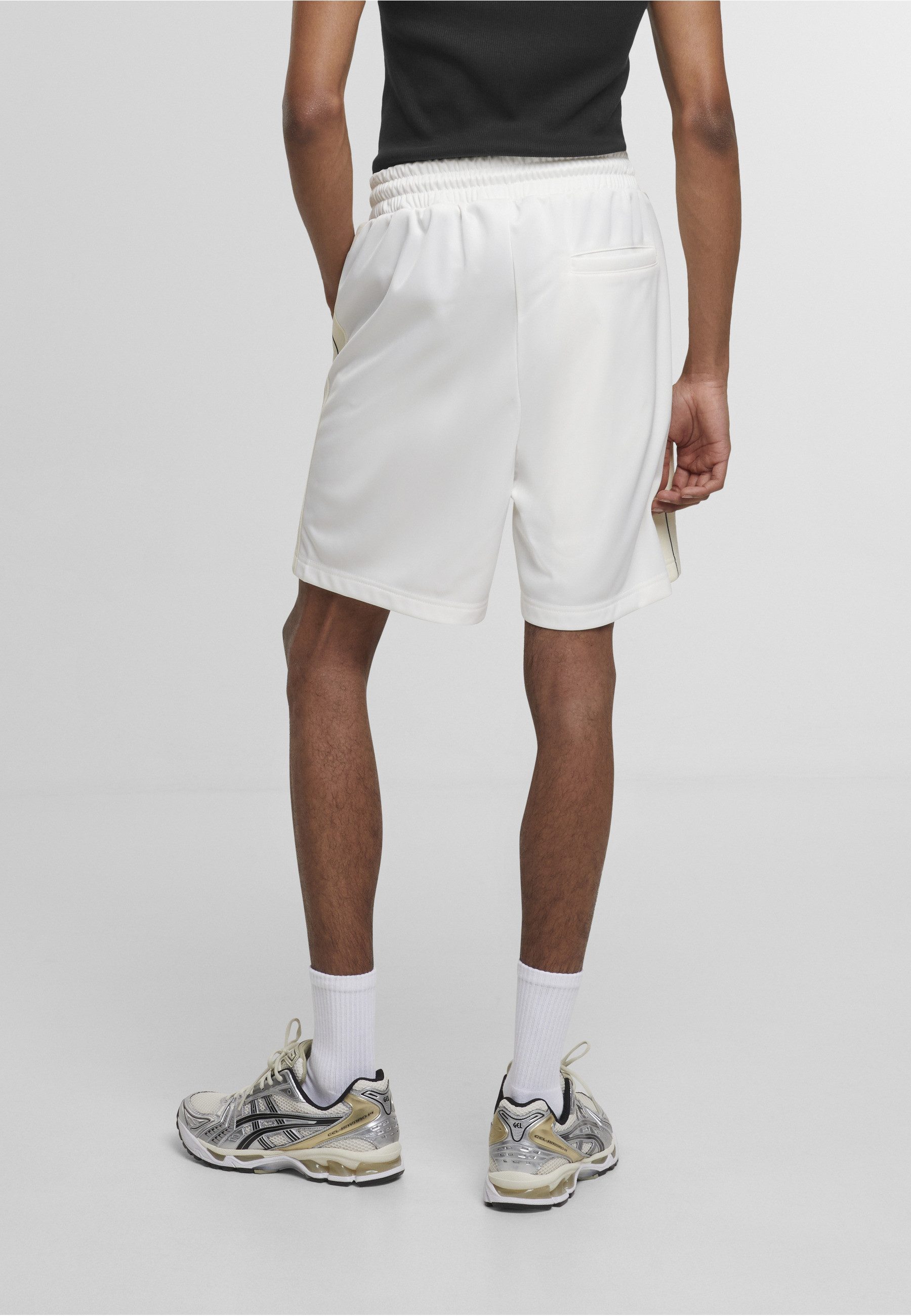 URBAN CLASSICS Shorts Urban Classics Tennis Core Shorts (1-tlg)