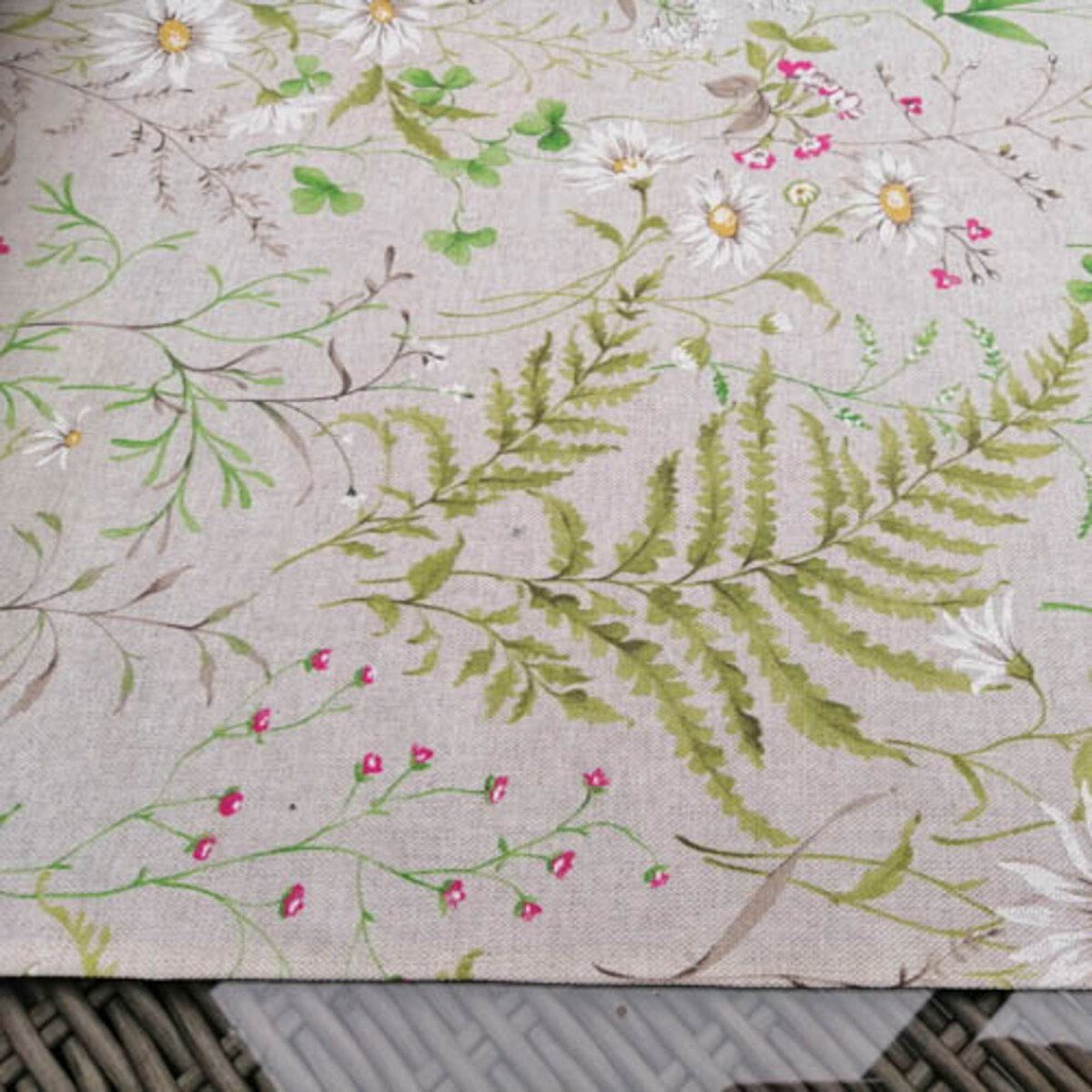 Mit Liebe dekoriert Baumwolle Wiesenblumen Baumwollmischung beige Tischdecke Tischdecke / Beschichtete